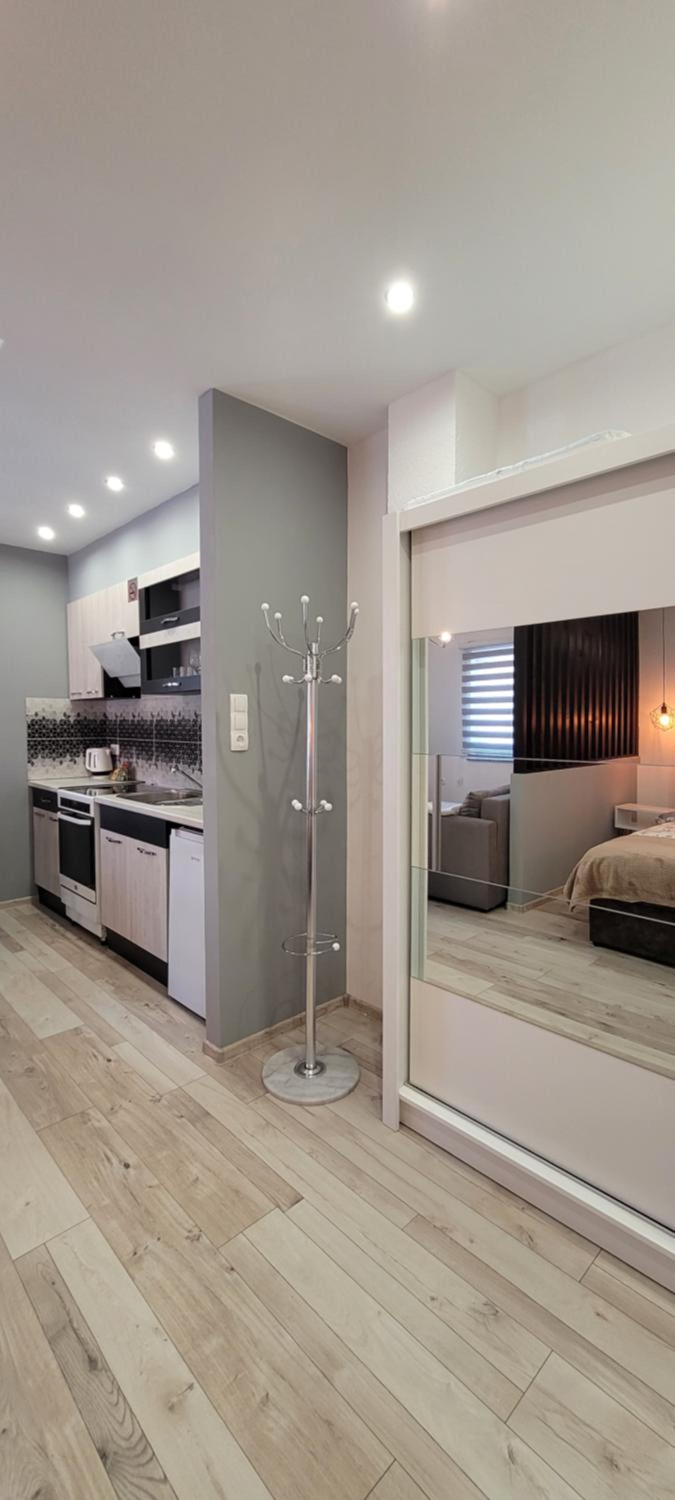 Oz Lux Apartments