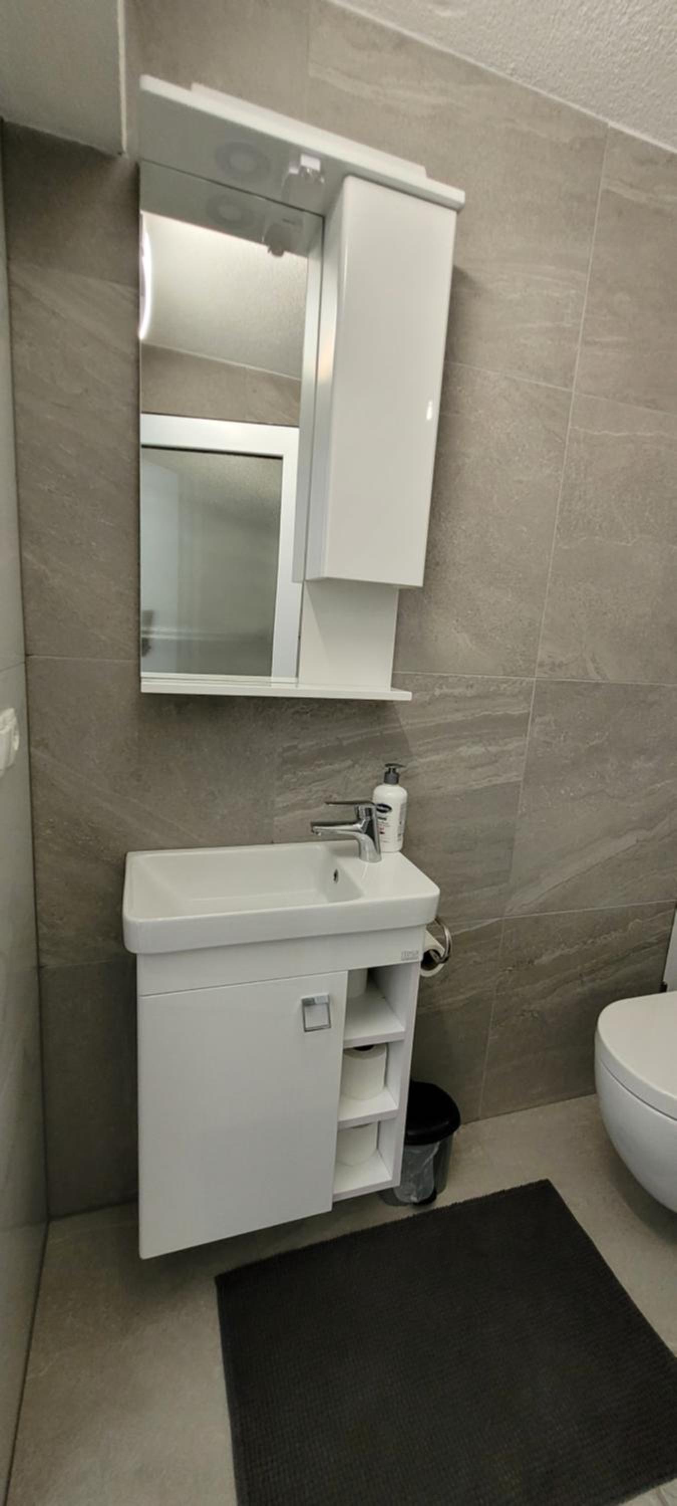 Oz Lux Apartments