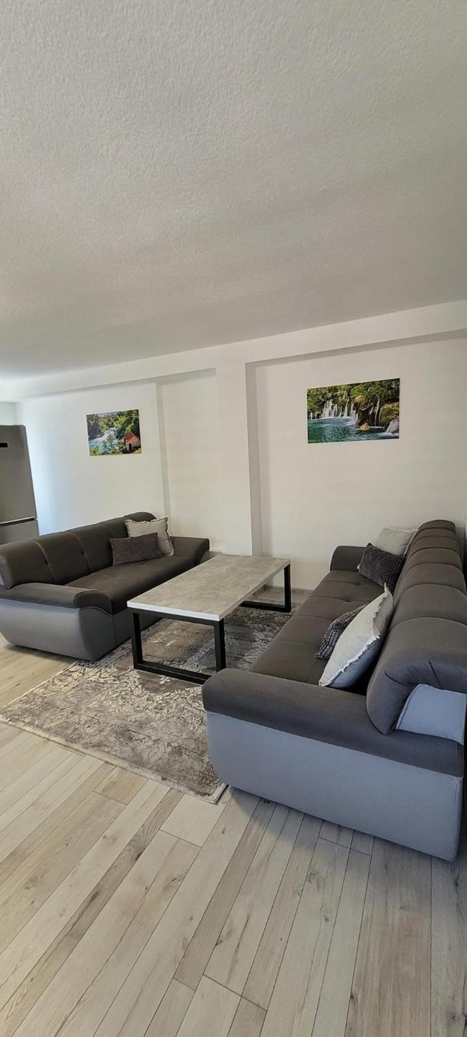 Oz Lux Apartments
