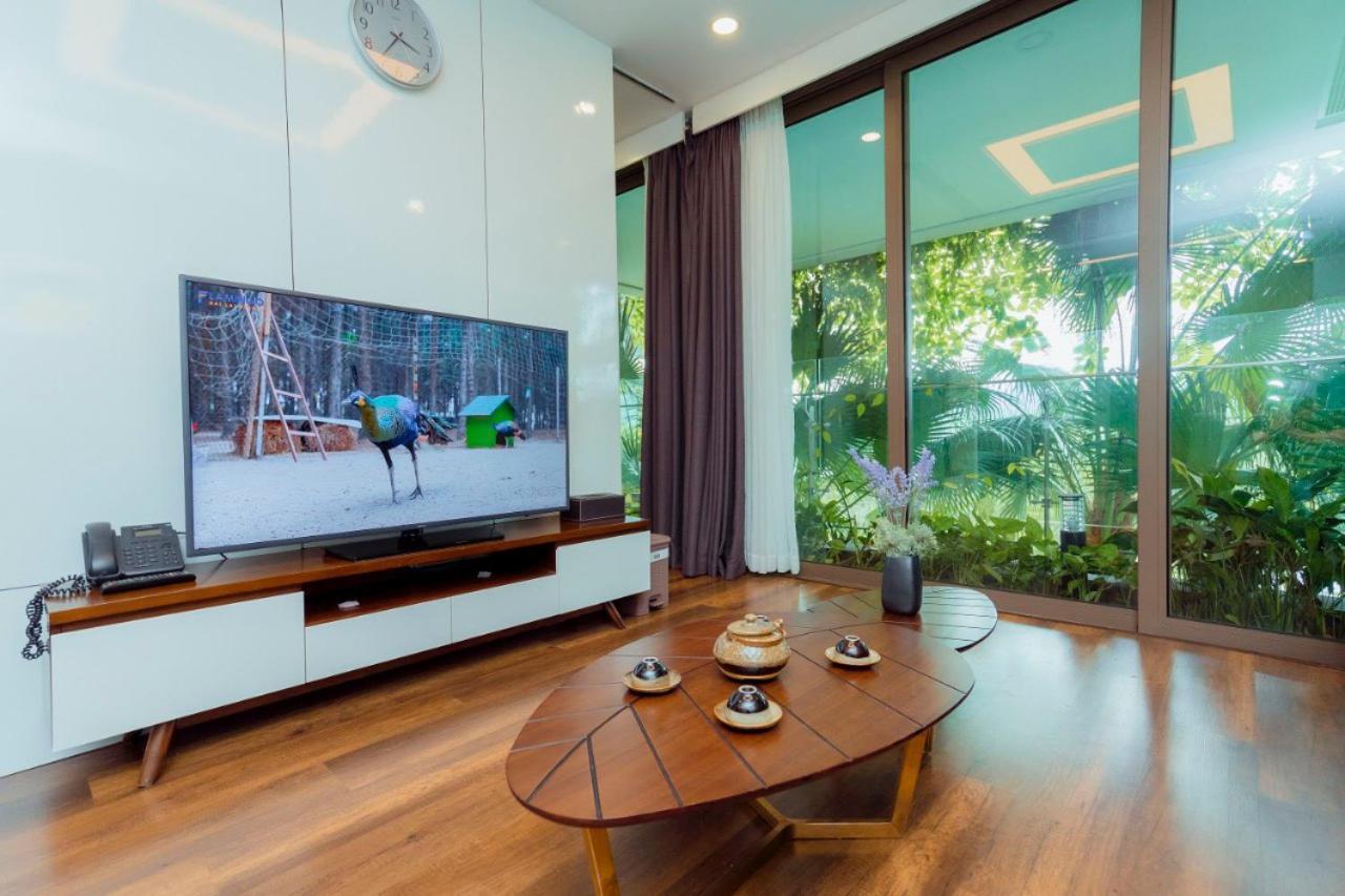 1BR - 1 Sofa bed Luxurious 5-stars Resort view 5