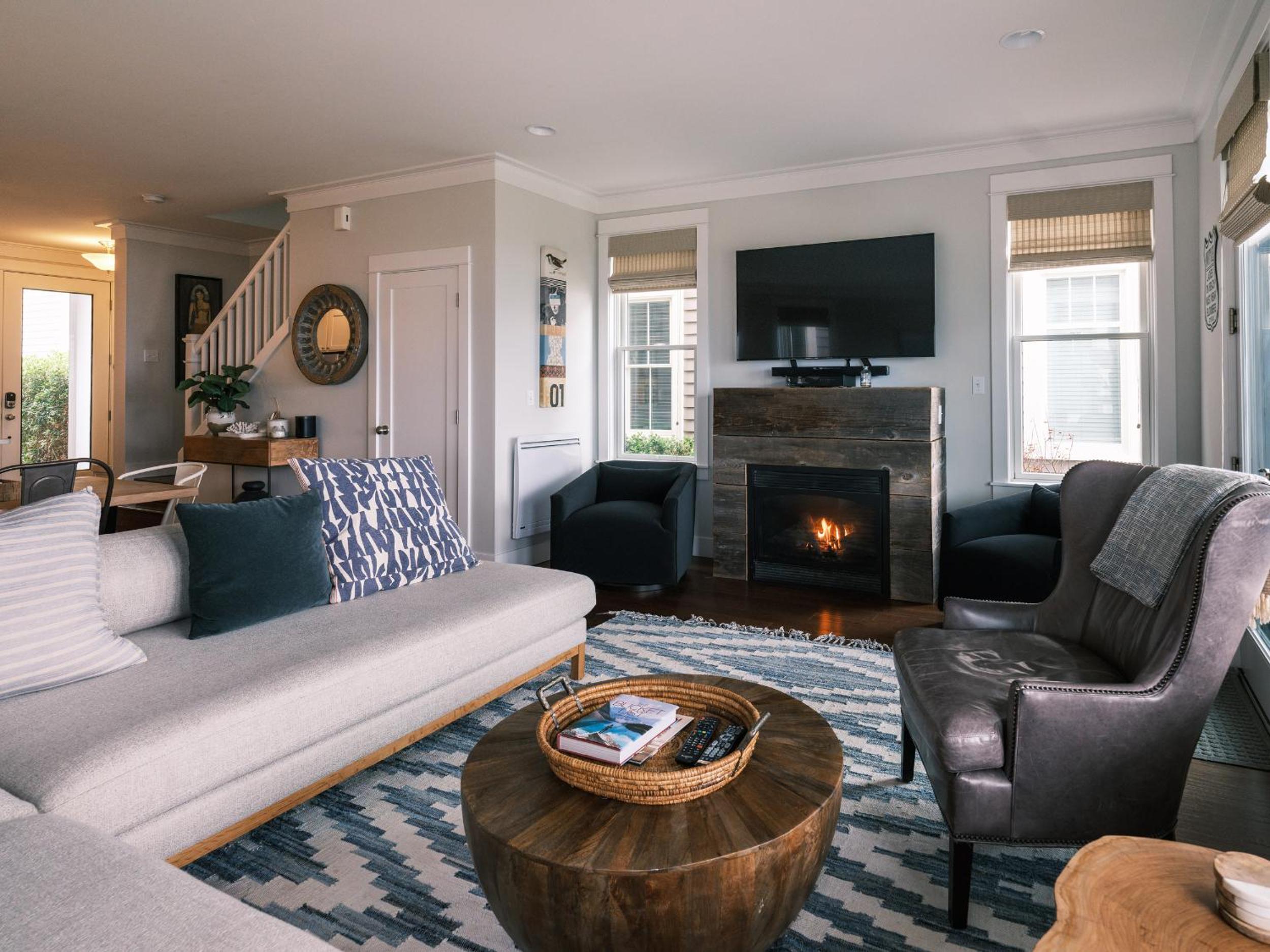 Love Shack by Seabrook Hospitality view 5