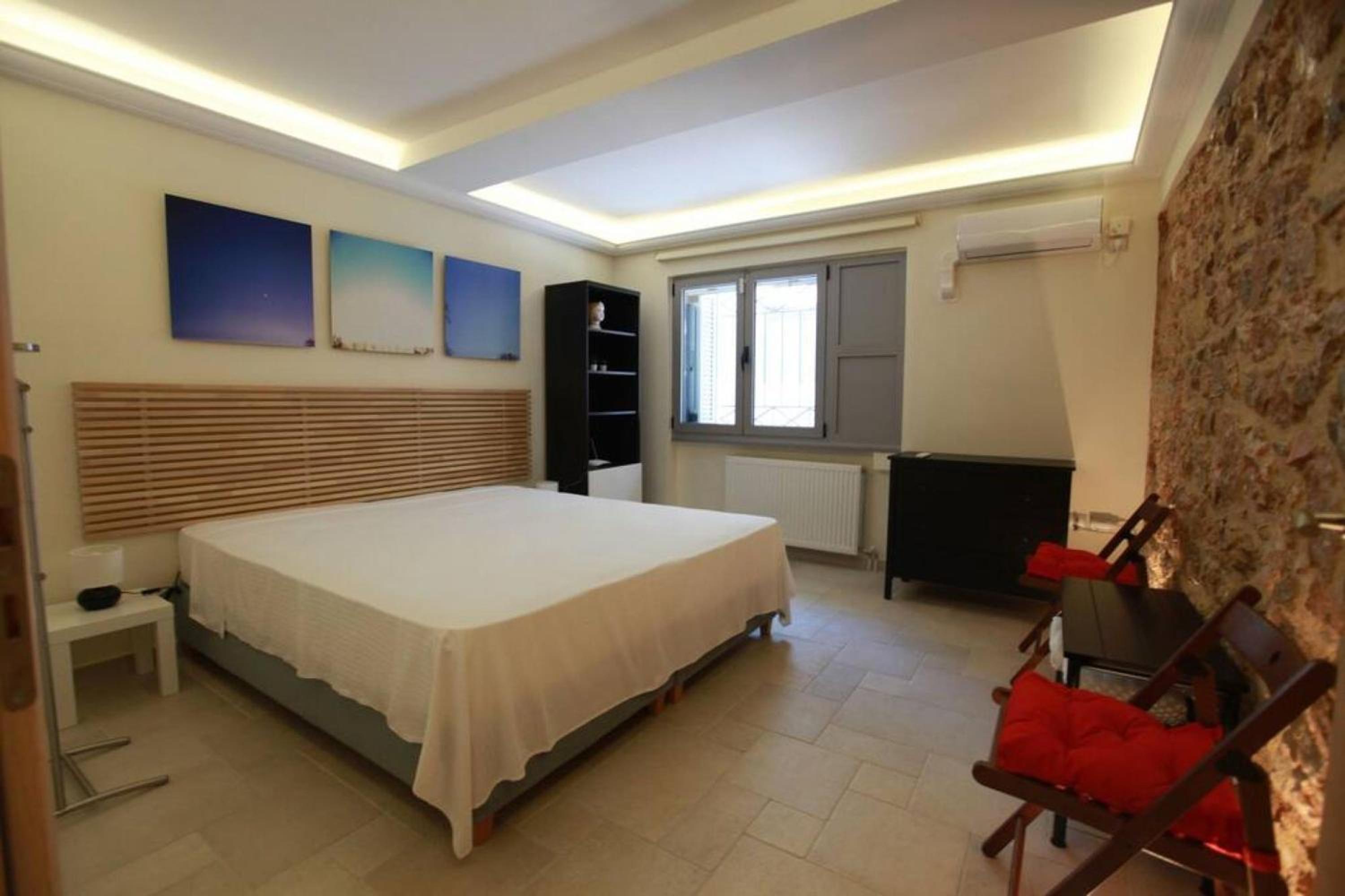 Elegant studio at the Acropolis hills