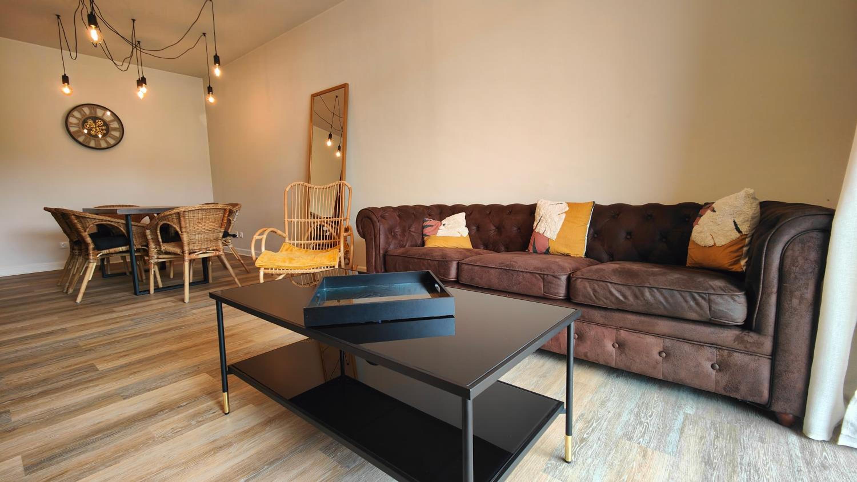 Apartamento com terraços privativos em resort de luxo, By QoZzy view 5
