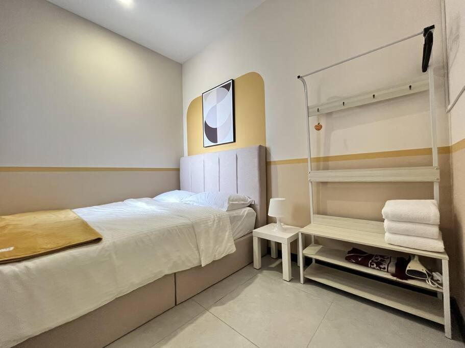 Homey Hideout at Neu Suites
