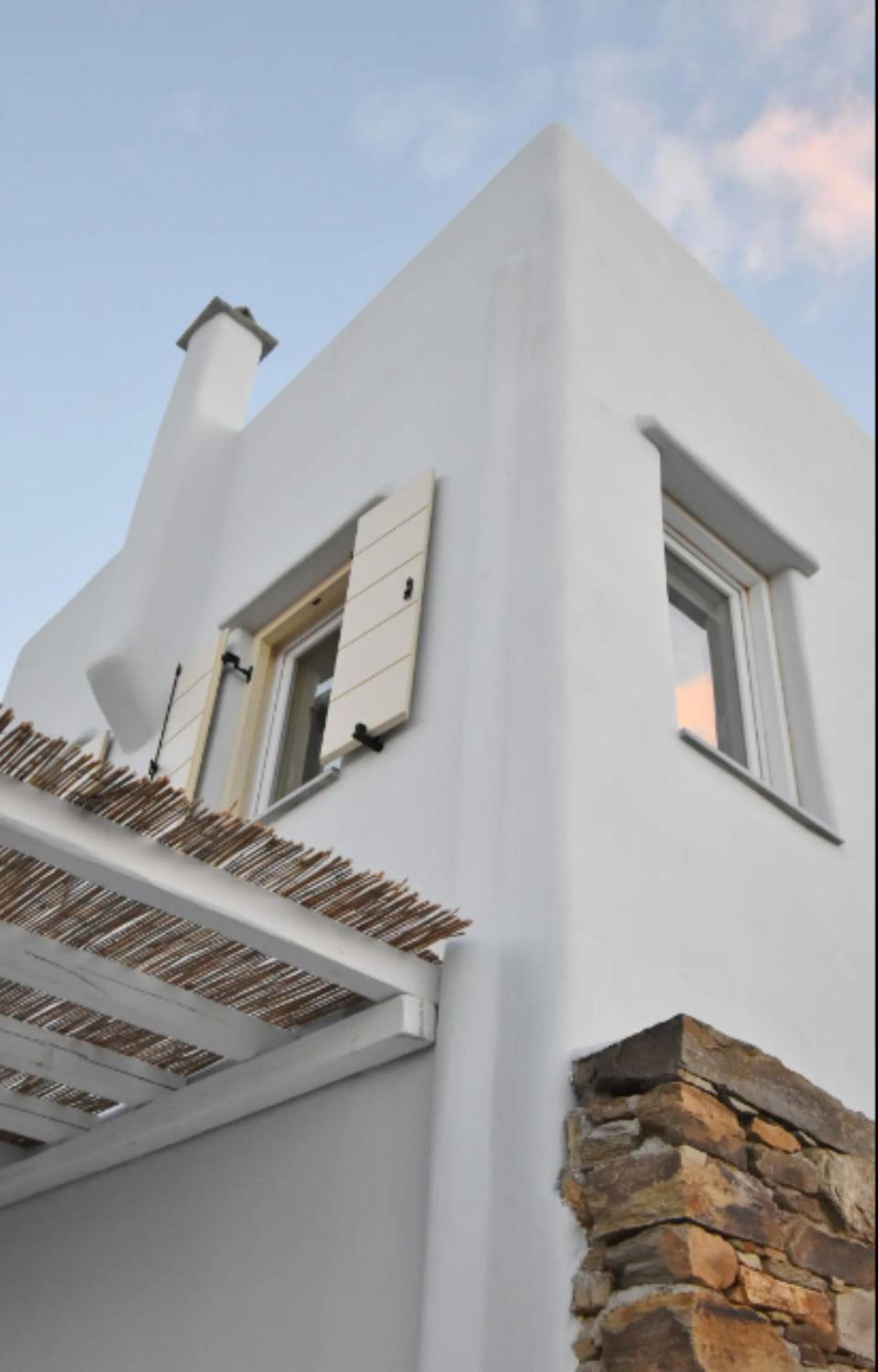 Hotel Tinos Portraits Ballos - Image 1