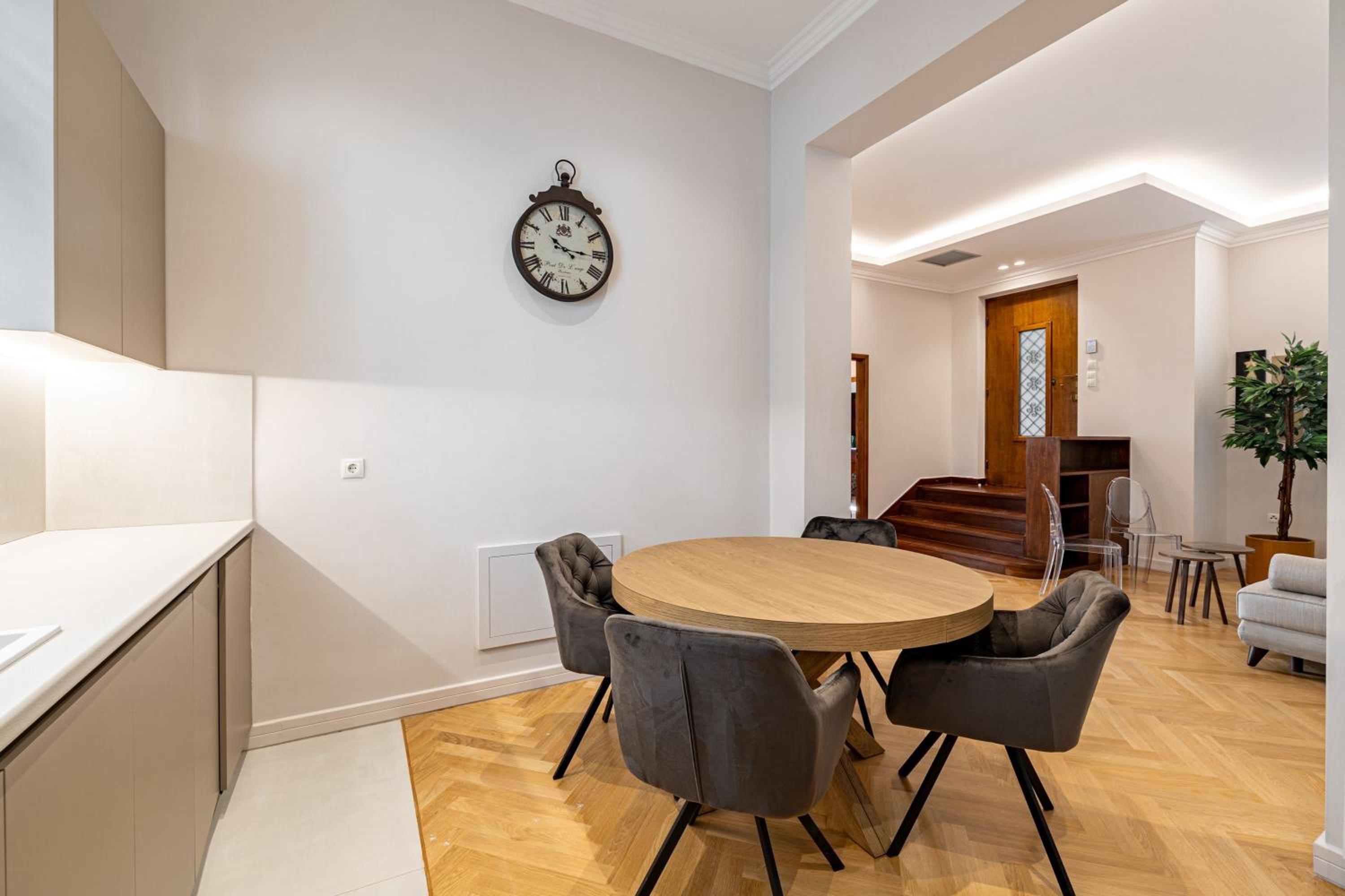 Kolonaki Chic Haven - A Downtown Retreat photo 4