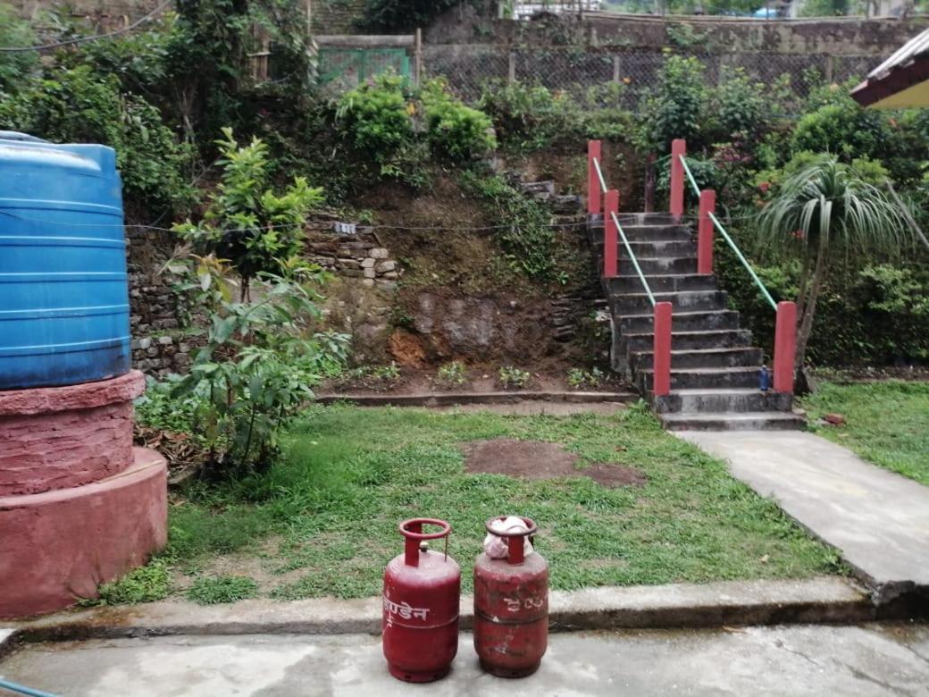 Deepa Homestay