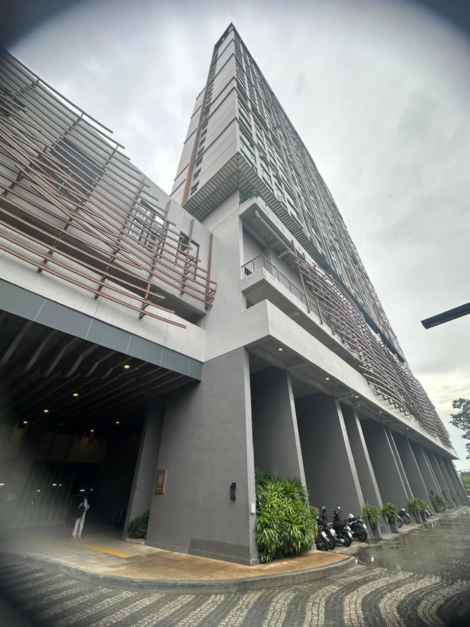 Feliz Luxurry Duplex Apartment Saigon