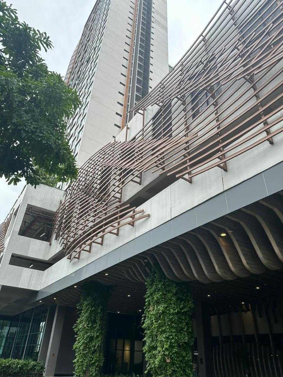 Feliz Luxurry Duplex Apartment Saigon