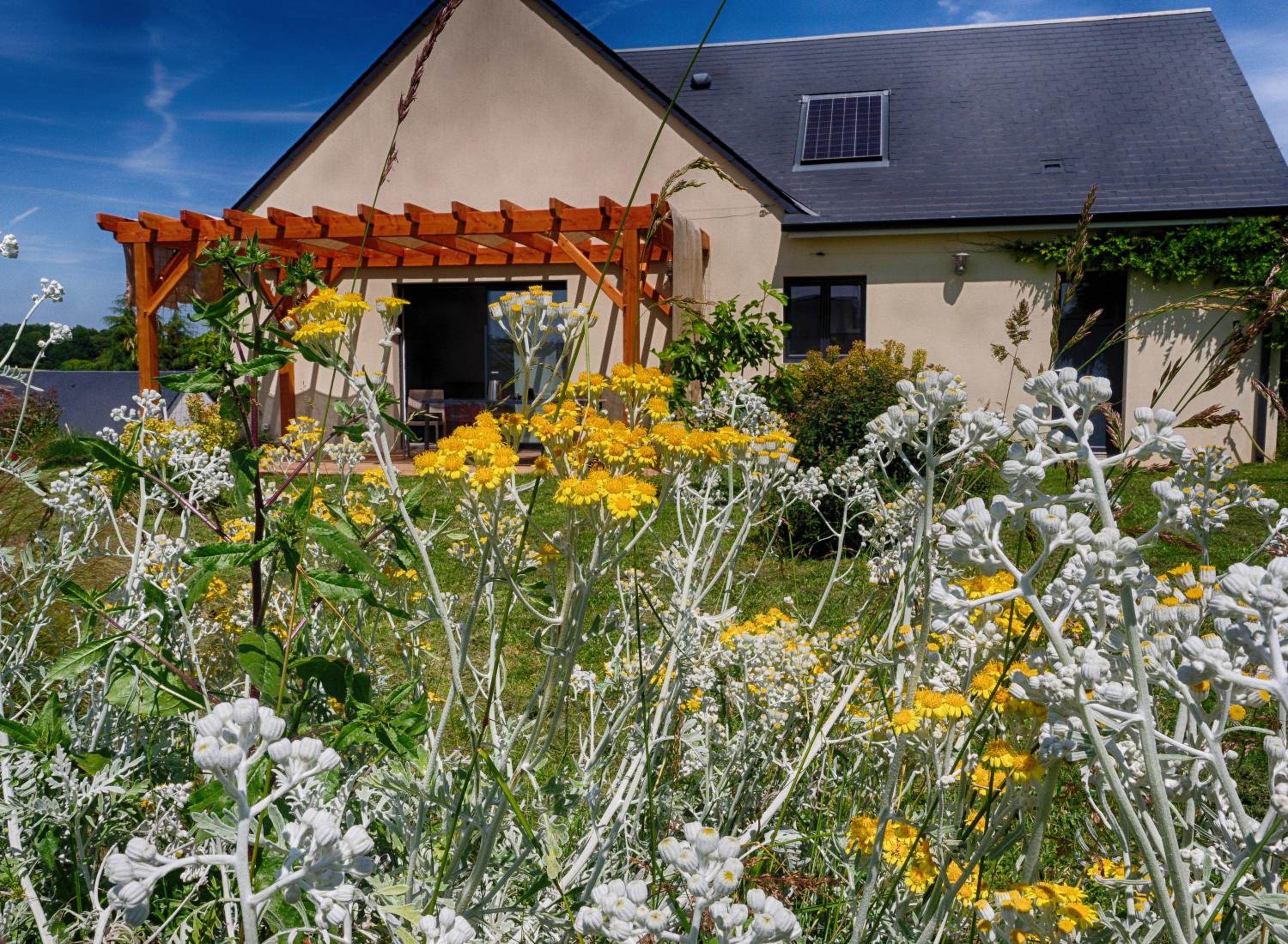 Le Logis d'Emeric avec paisible jardin Clos&Arboré
