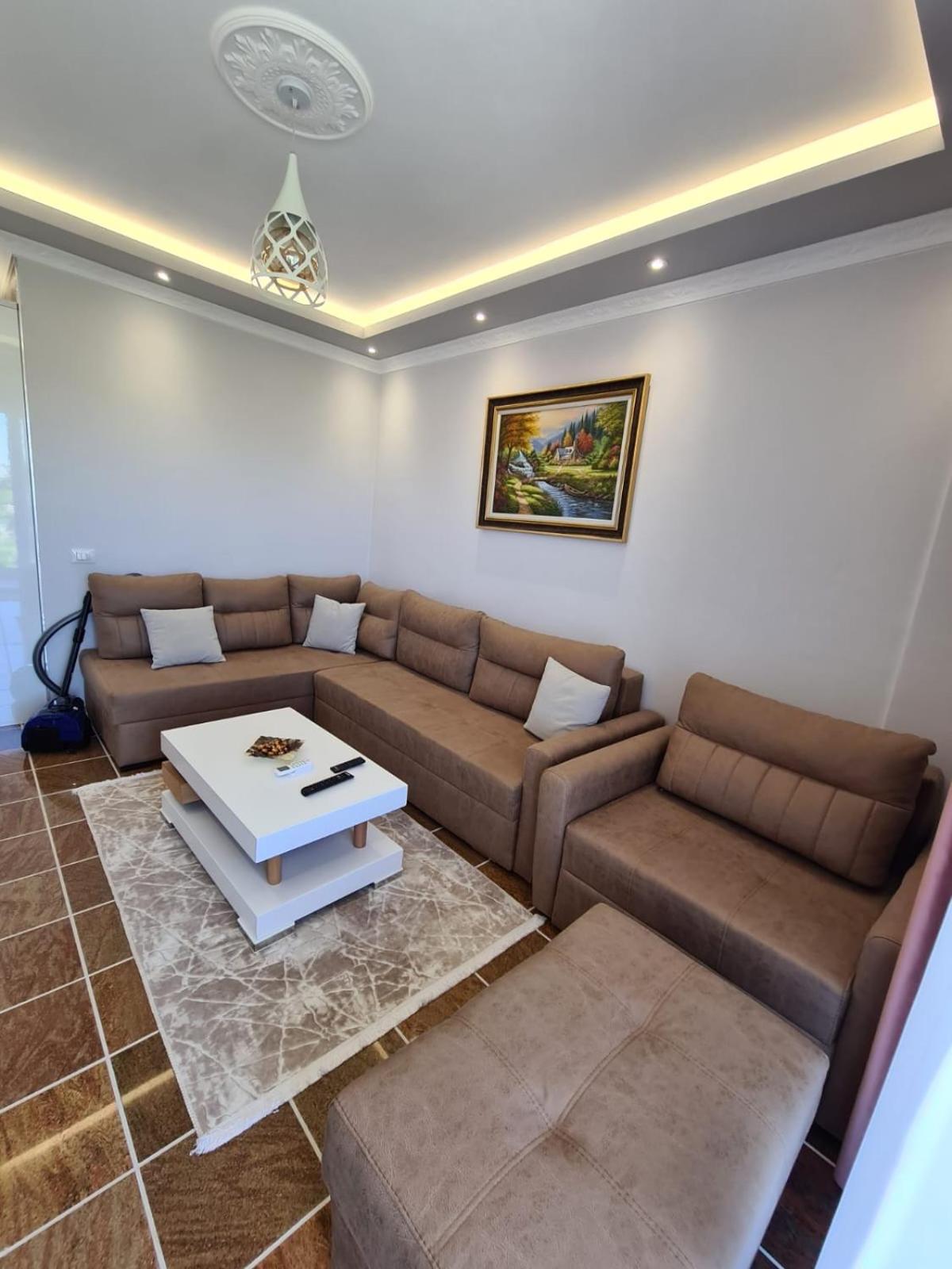 Modern Apartment by the Beach Fishta Q5 23