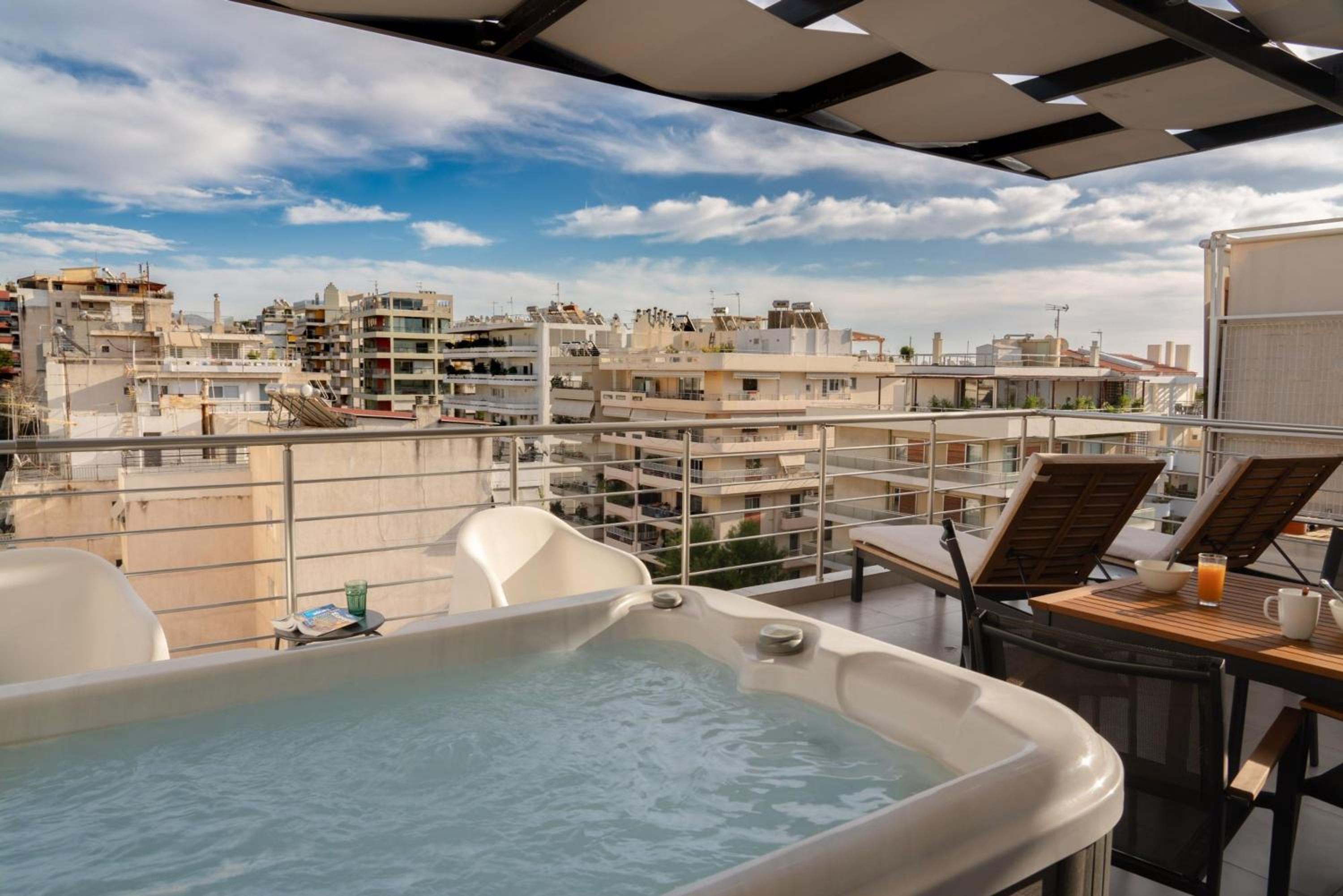 Jacuzzi Luxpenthouse PFaliro