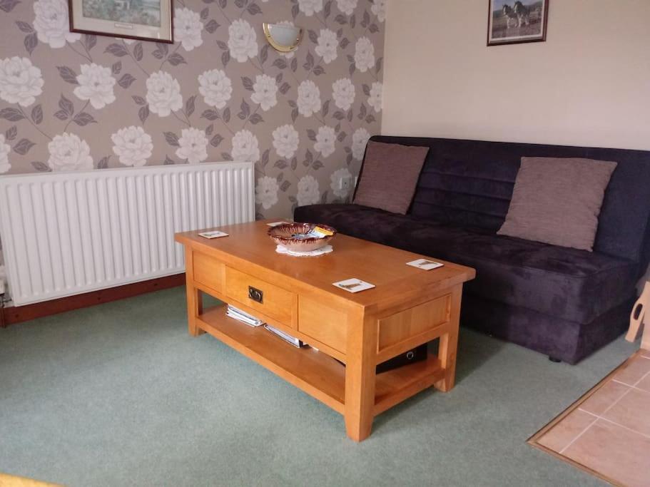 Oak Tree Cottage, Hundleby, Spilsby, Lincolnshire view 5