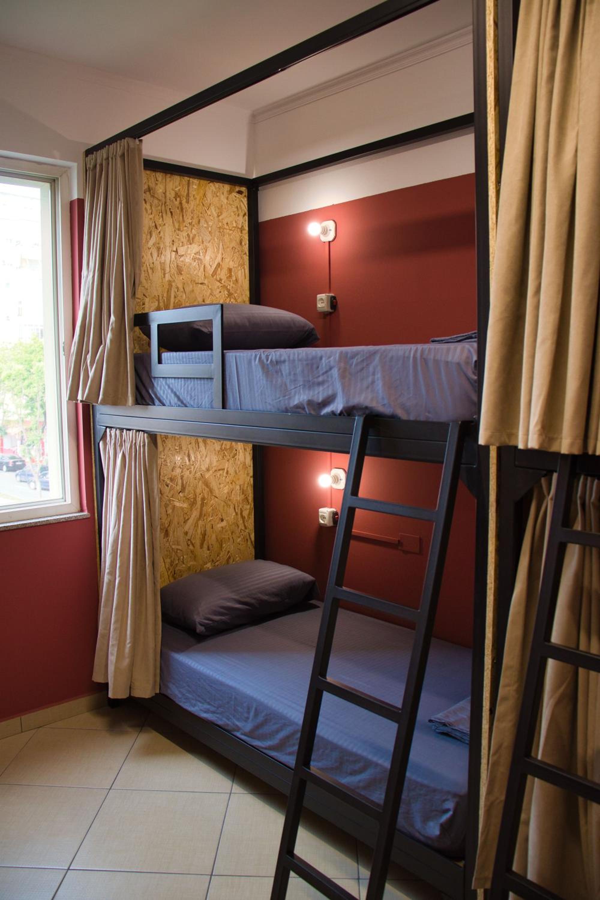 Shkodra Hostel & Day Tours