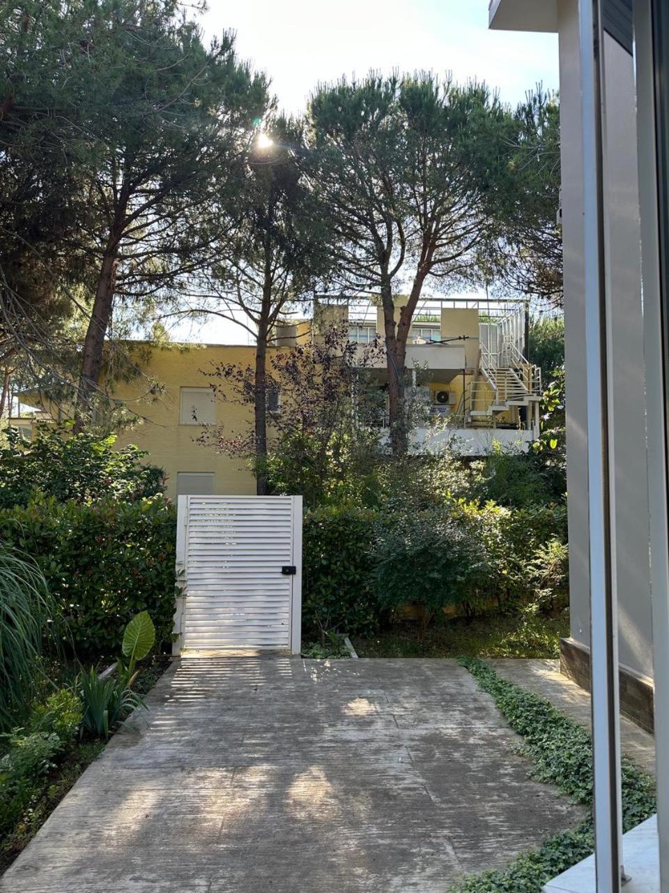 Lalëz AZURE Villa - 3 Bedrooms