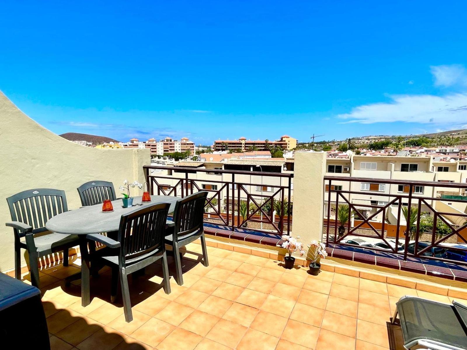 Penthouse Sea View Dinastia in Los Cristianos