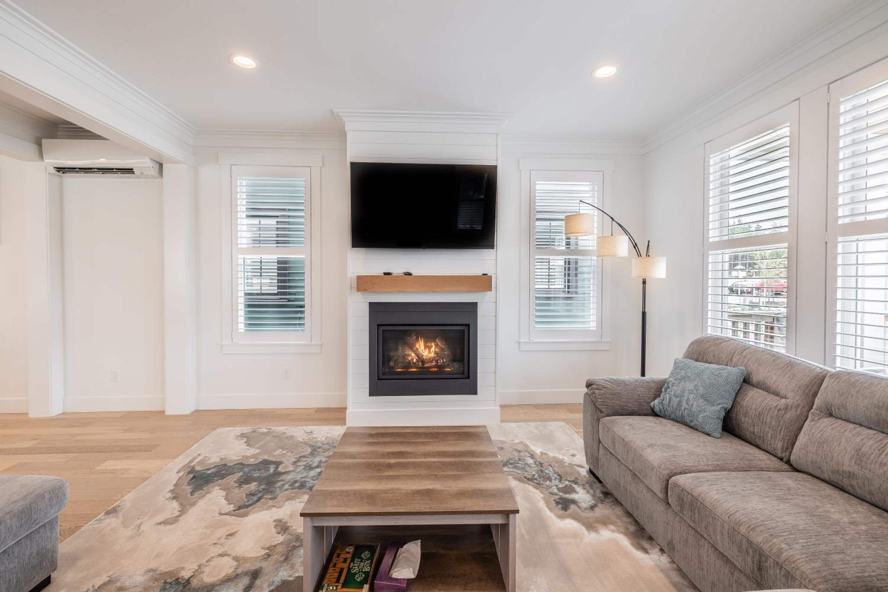 Ocean Breeze by Seabrook Hospitality
