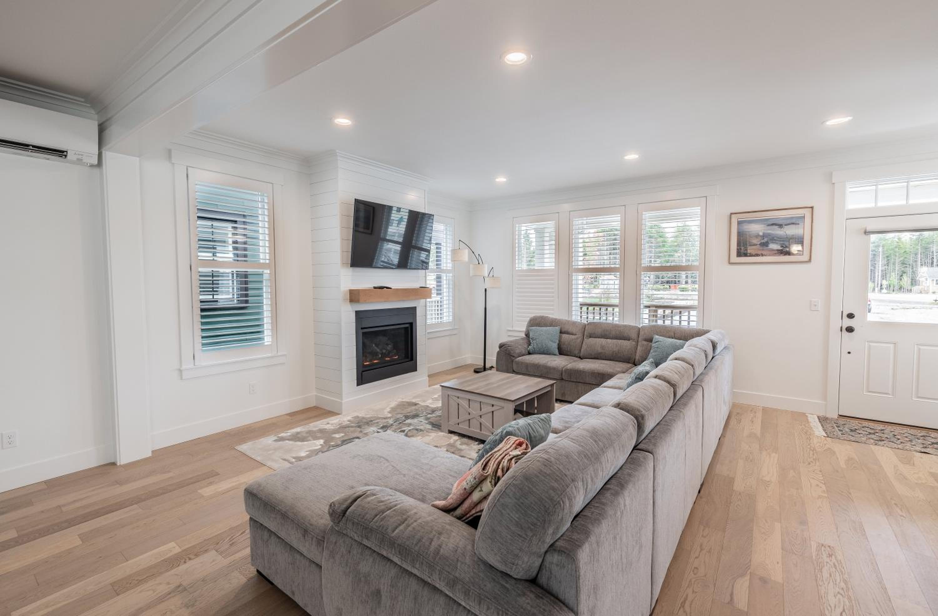 Ocean Breeze by Seabrook Hospitality