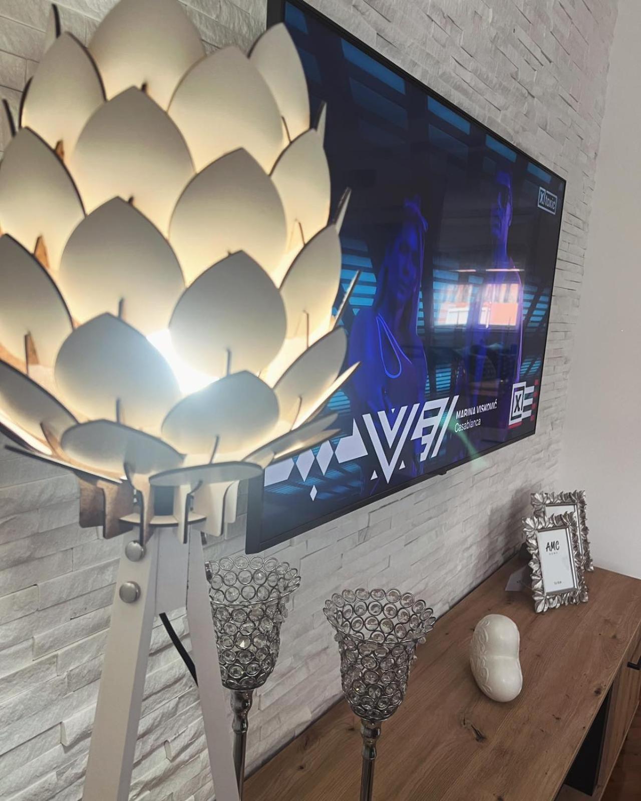 Apartman Milos, privatan parking