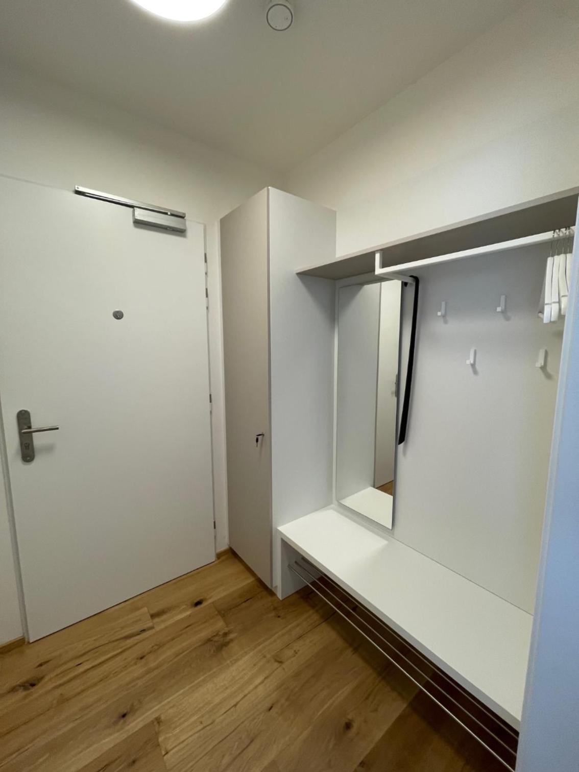 H52 Apartments