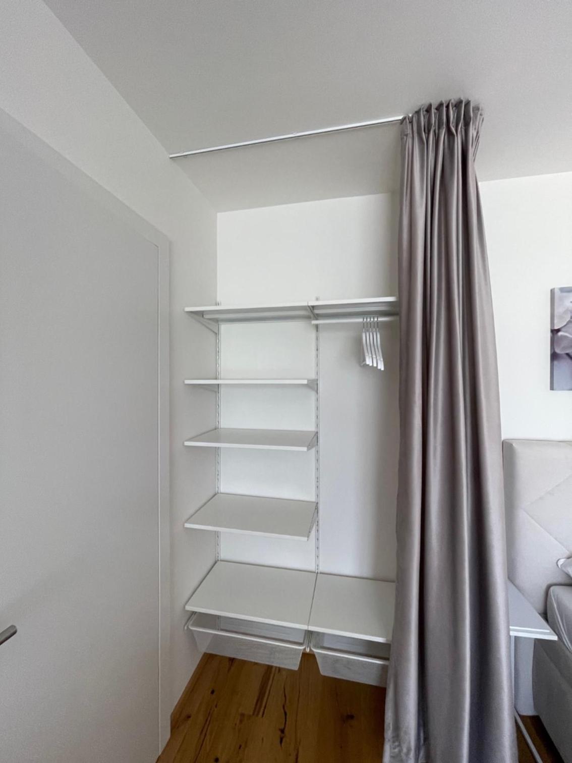 H52 Apartments