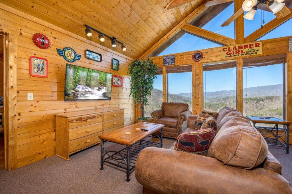 Royal Vista Lodge by Eden Crest view 5