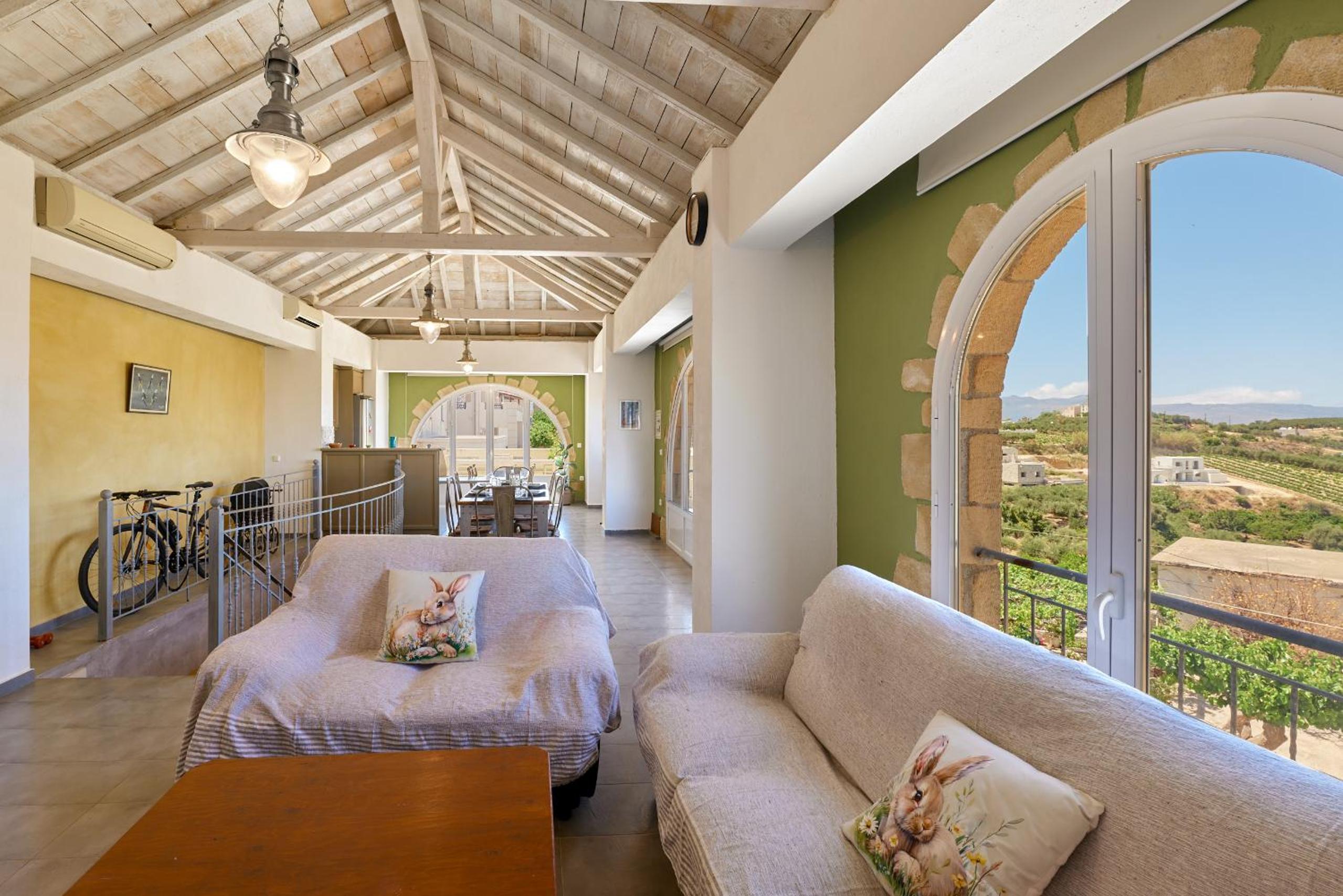 Villa Elaiona in countryside with mountain views