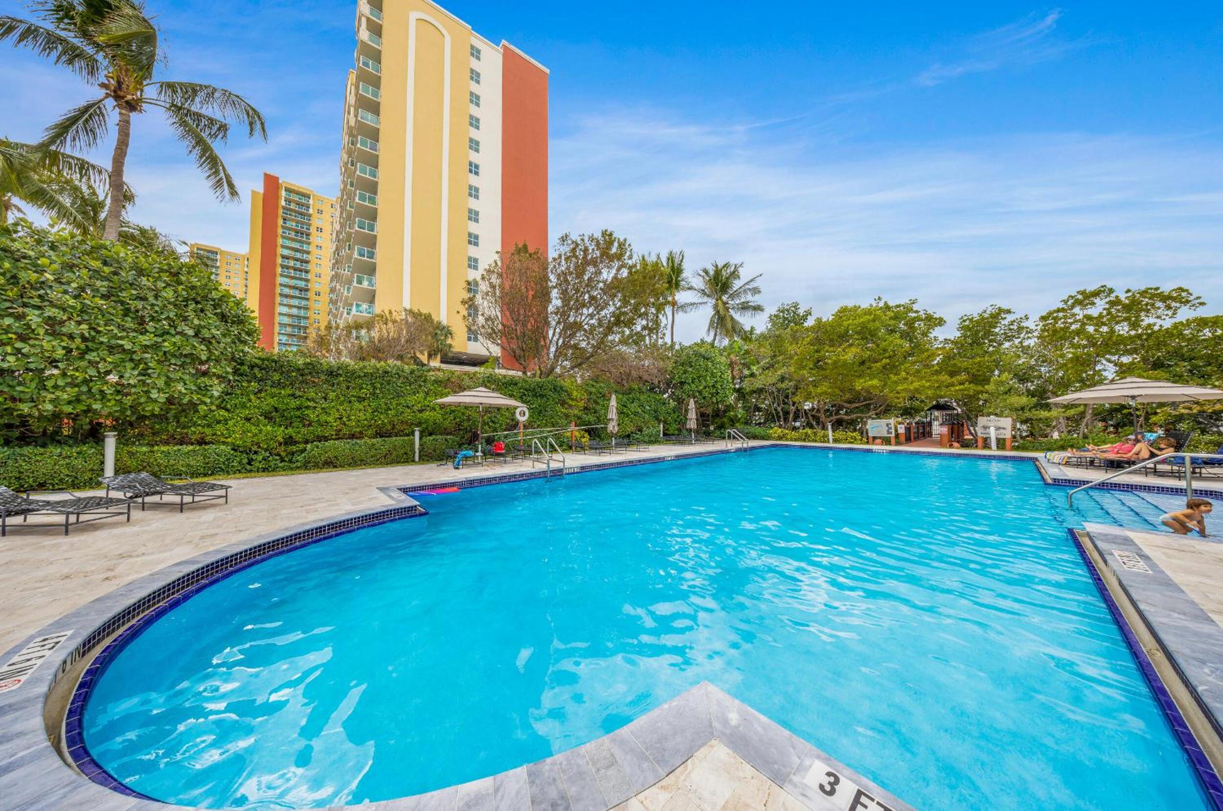 Spacious Luxury Apartment at Beachwalk Resort with Ocean Views and Private Foyer view 3