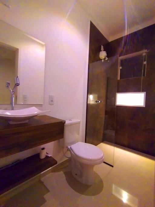 Casa na Represa de Joanópolis em Condominio