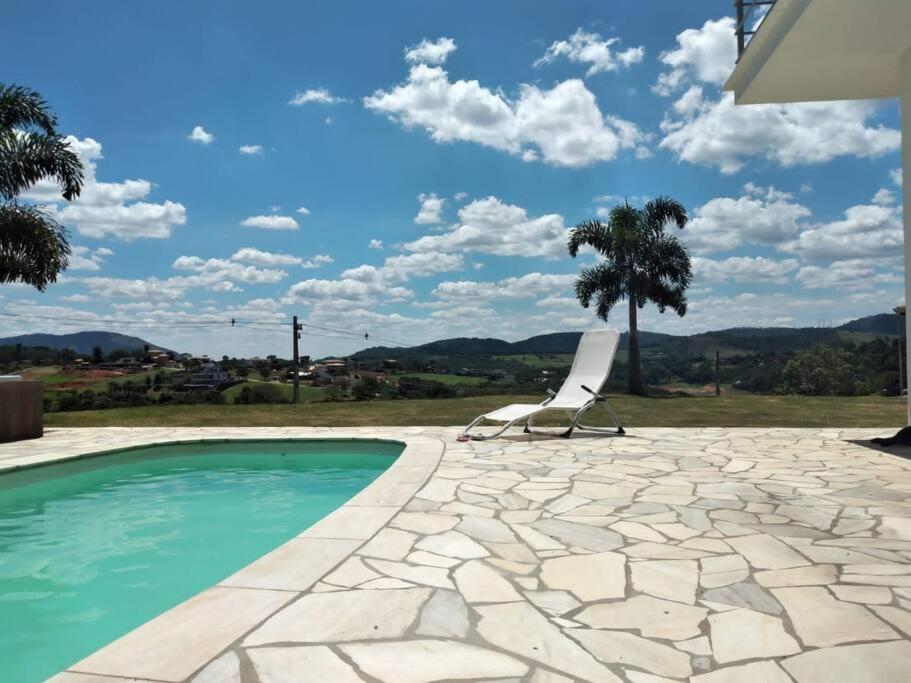 Casa na Represa de Joanópolis em Condominio