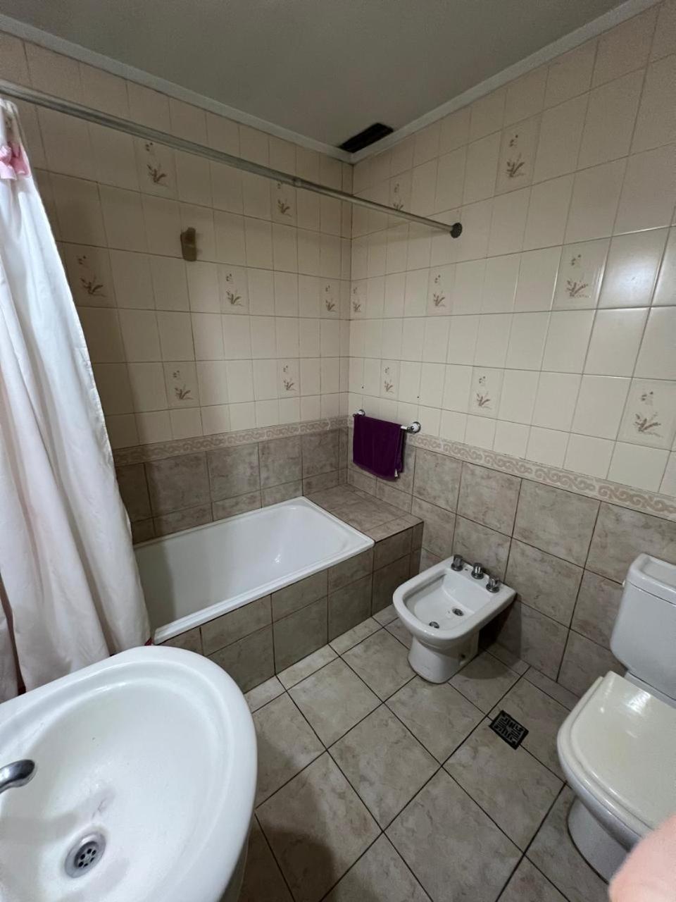 CHALET GRANDE PARA 5 PERSONAS EQUIPADA, CON PATIO INTERNO
