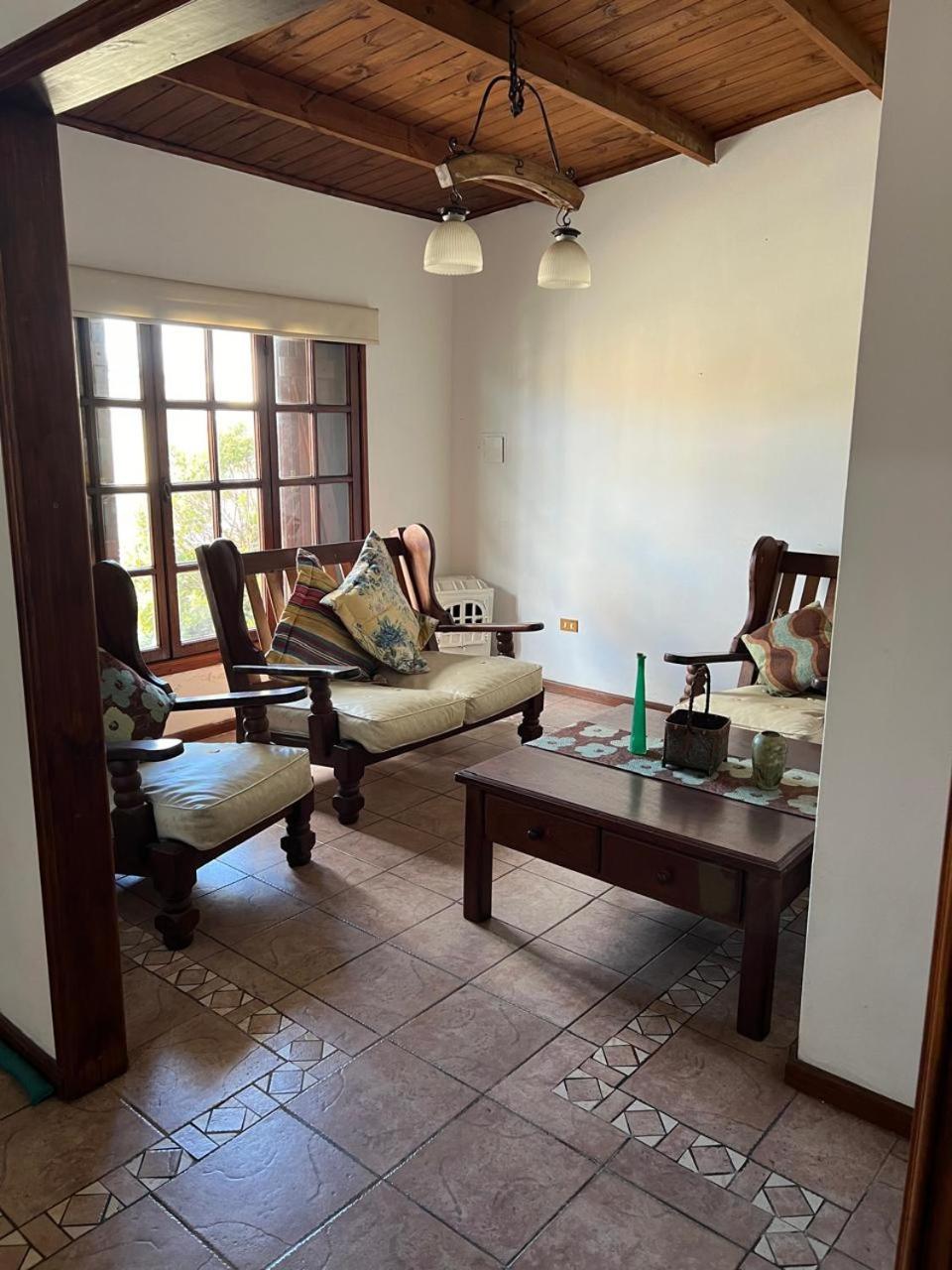 CHALET GRANDE PARA 5 PERSONAS EQUIPADA, CON PATIO INTERNO