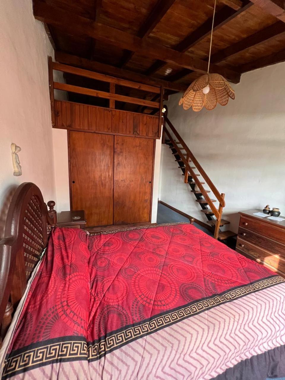 CHALET GRANDE PARA 5 PERSONAS EQUIPADA, CON PATIO INTERNO