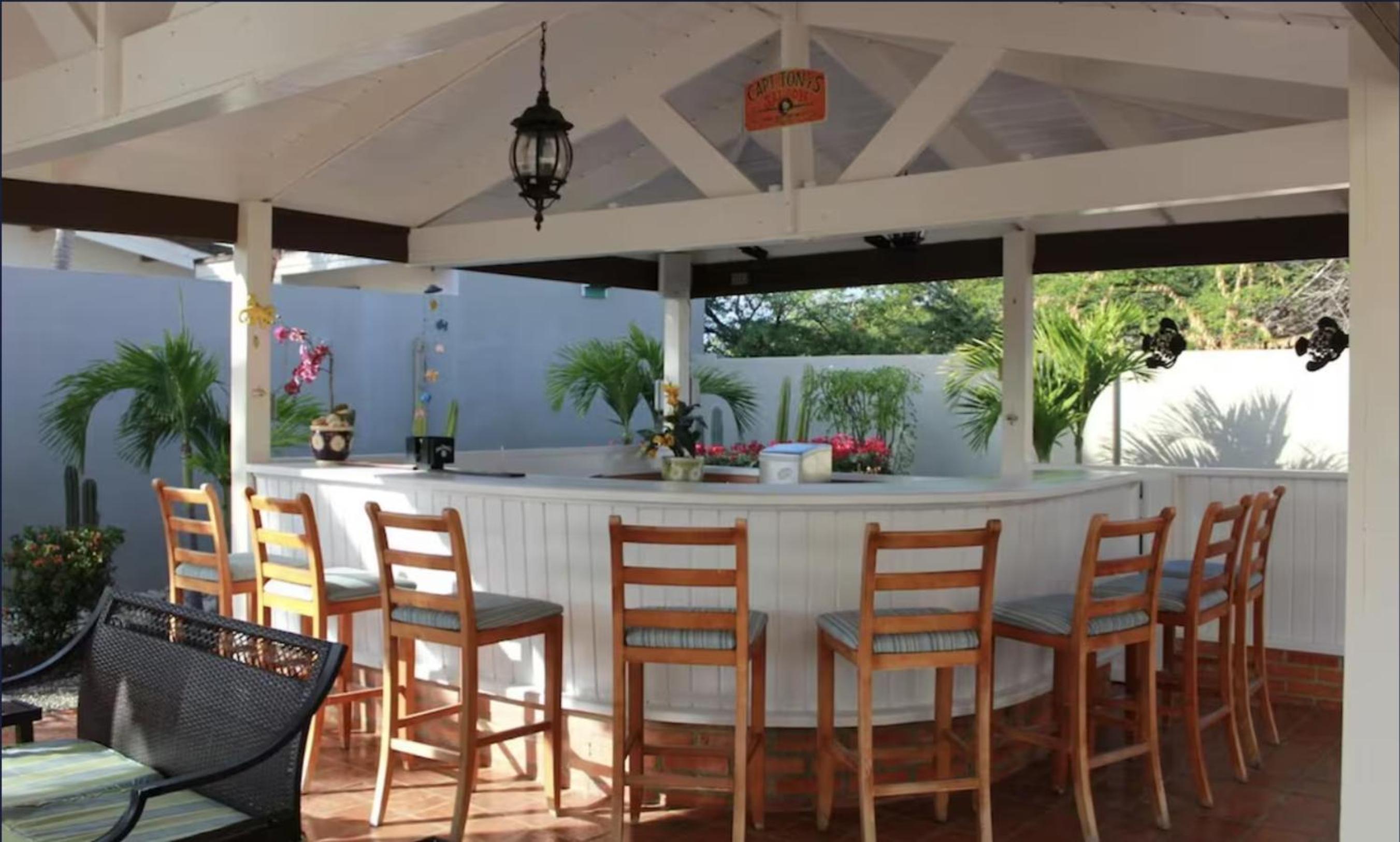 Private Villa with Pool, Close to Beach, Snorkeling! Perfect for Families!