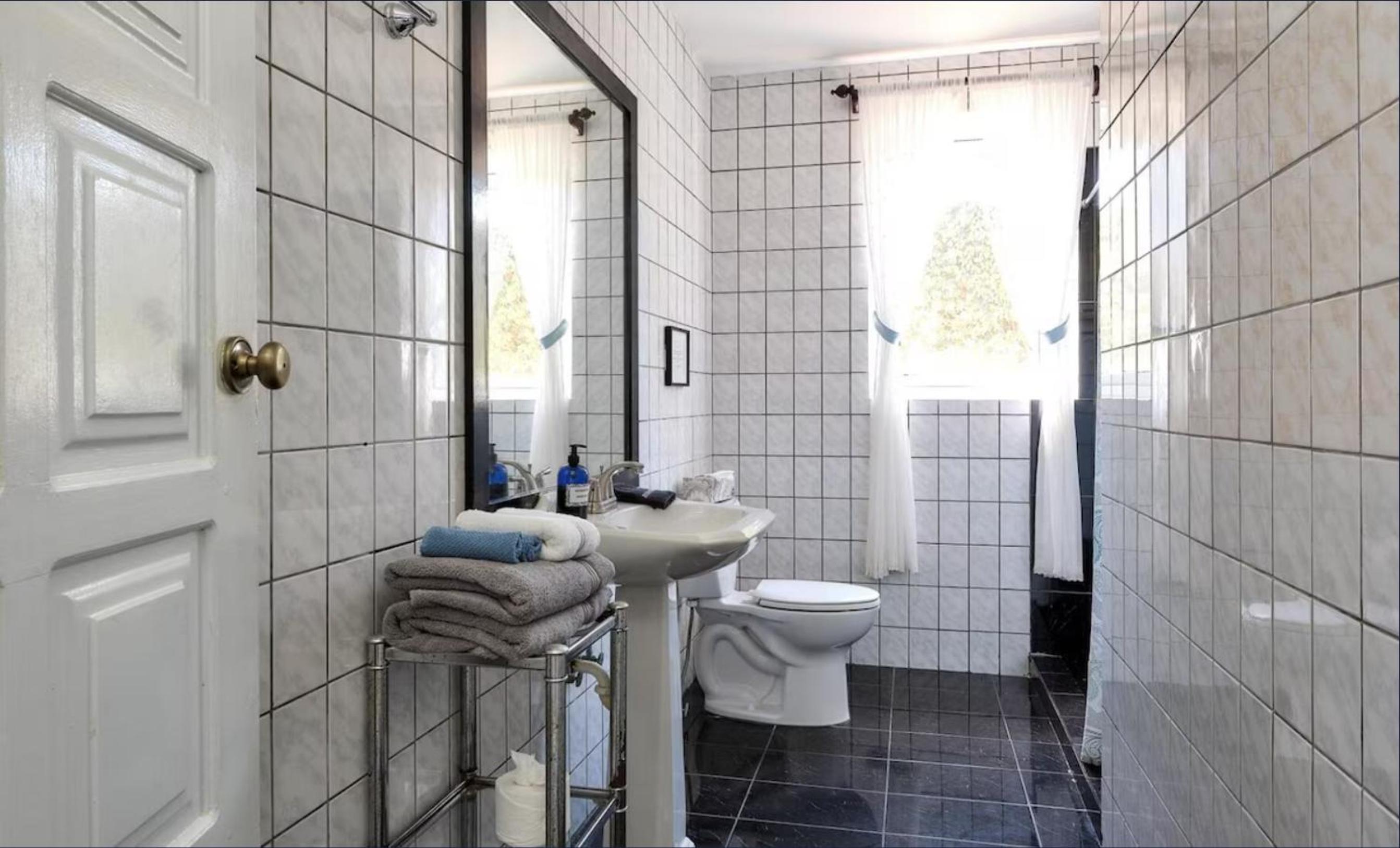 Private Villa with Pool, Close to Beach, Snorkeling! Perfect for Families!
