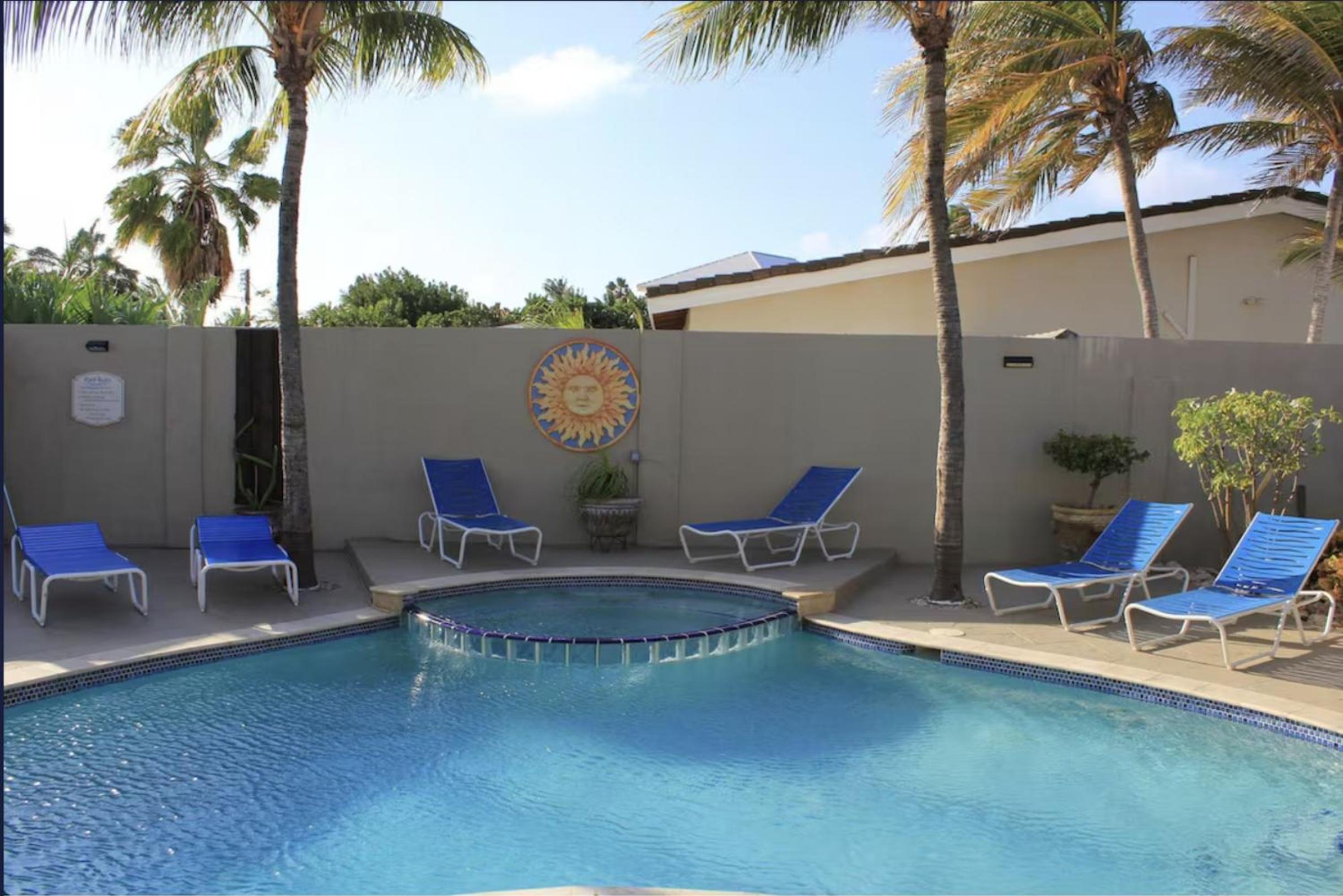Private Villa with Pool, Close to Beach, Snorkeling! Perfect for Families!