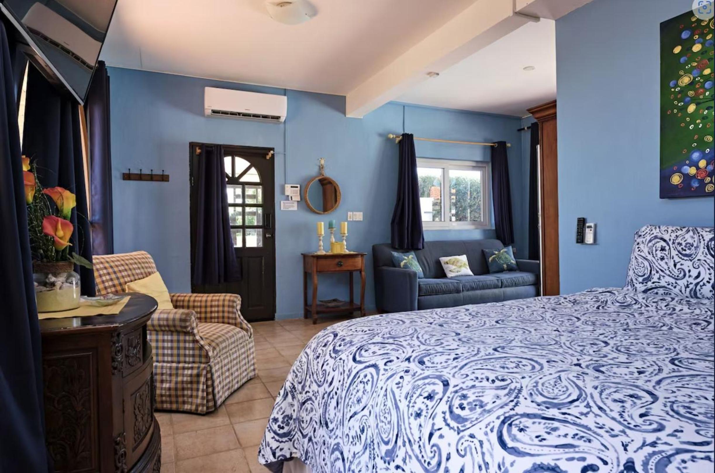 Private Villa with Pool, Close to Beach, Snorkeling! Perfect for Families!