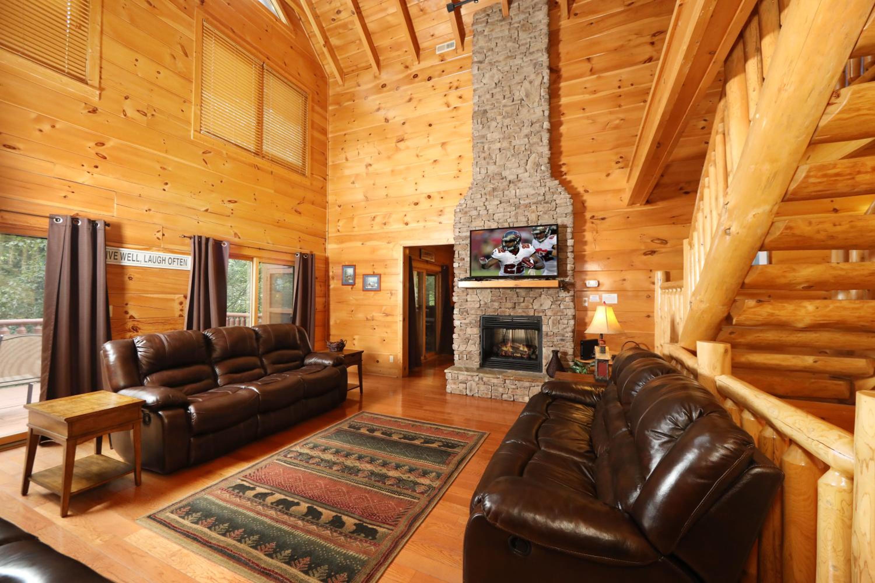 Majestic Manor by Eden Crest view 3