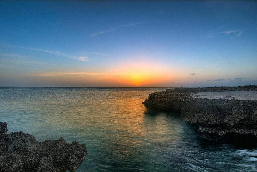 Private Villa with Pool, Close to Beach, Snorkeling! Perfect for Families!