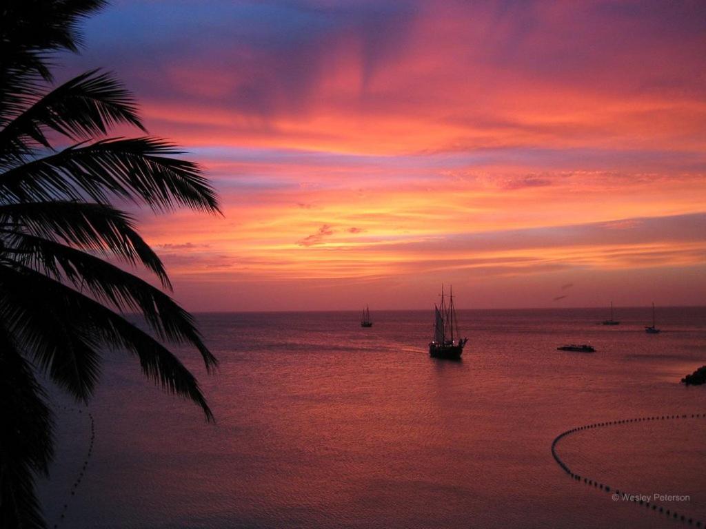 Private Villa with Pool, Close to Beach, Snorkeling! Perfect for Families!