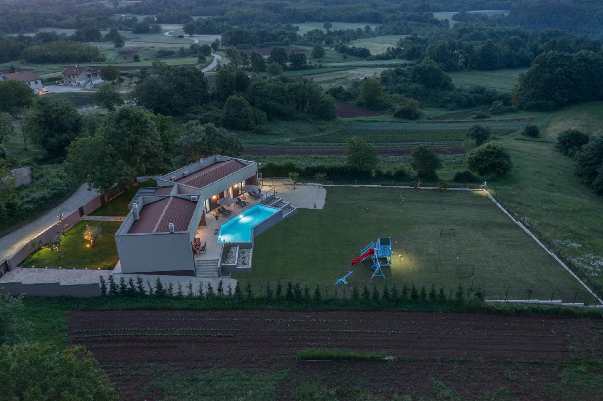 Residence Villa Manuela - Batlug