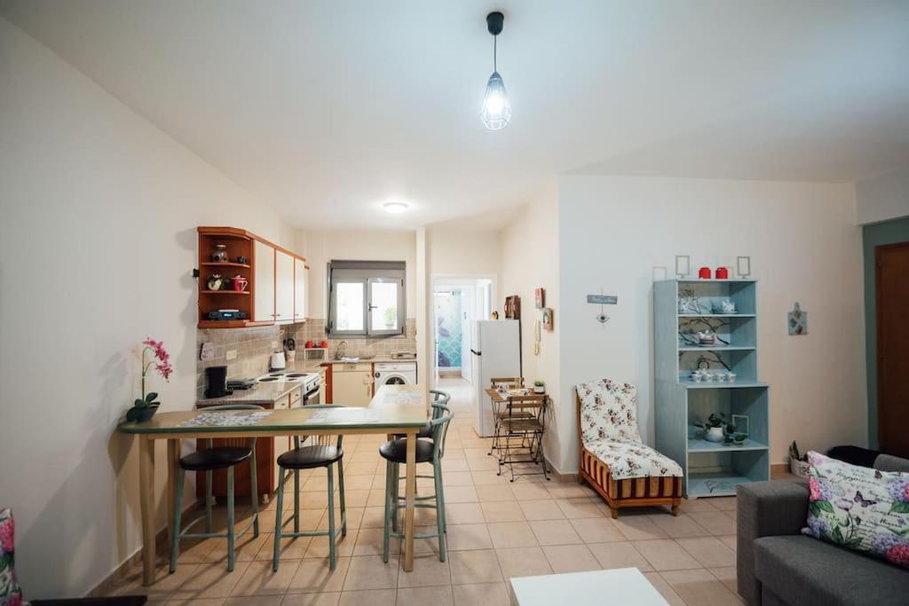Dasillion Apartment by Alexia