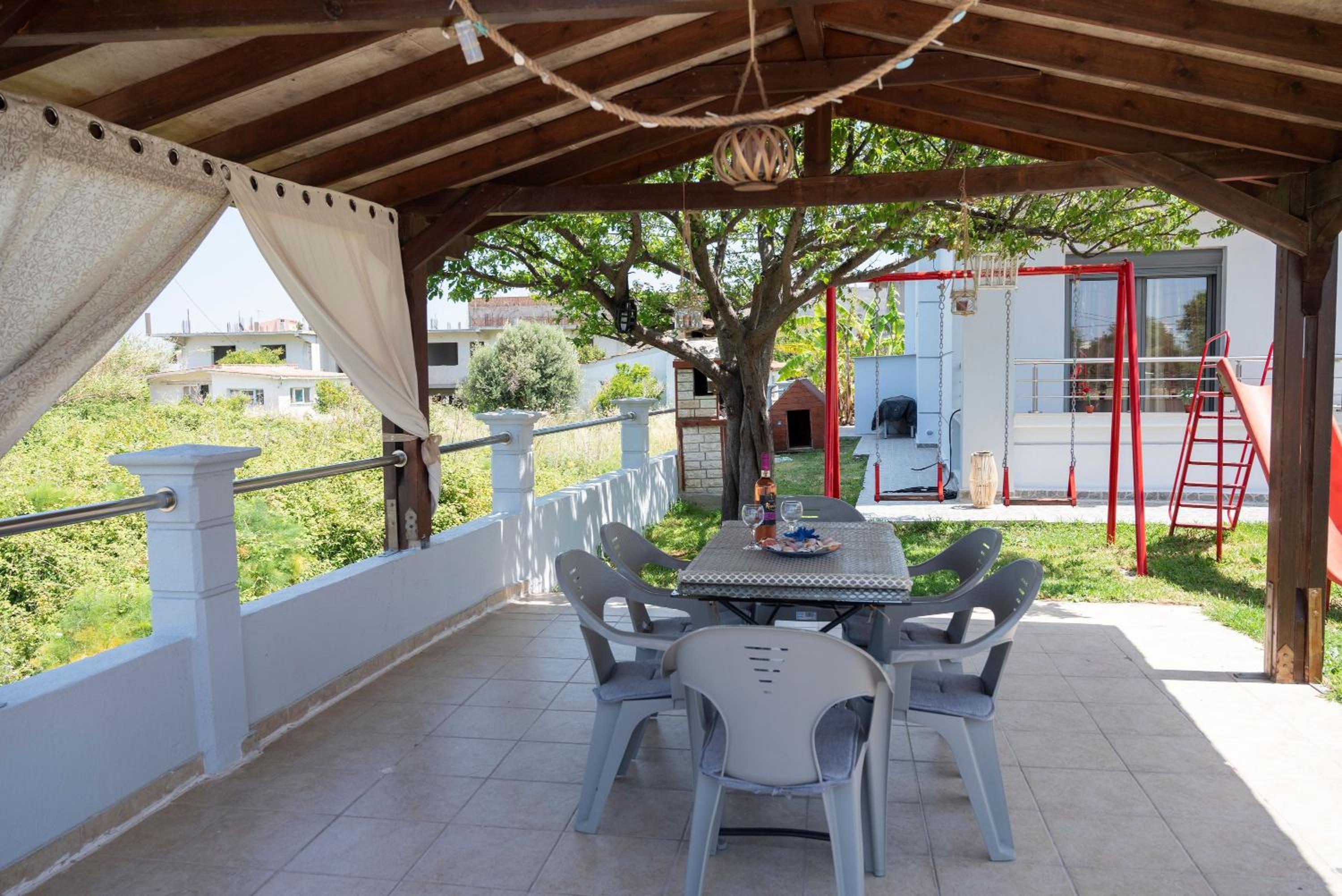 Amaya House near the Beach
