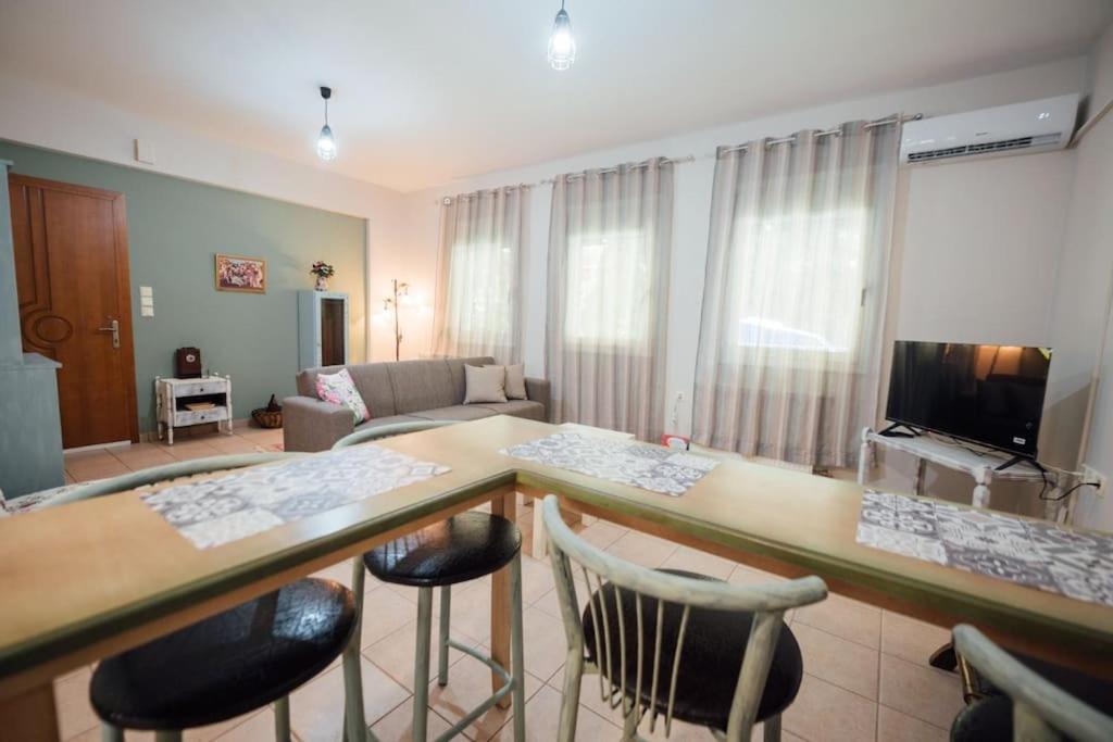 Dasillion Apartment by Alexia
