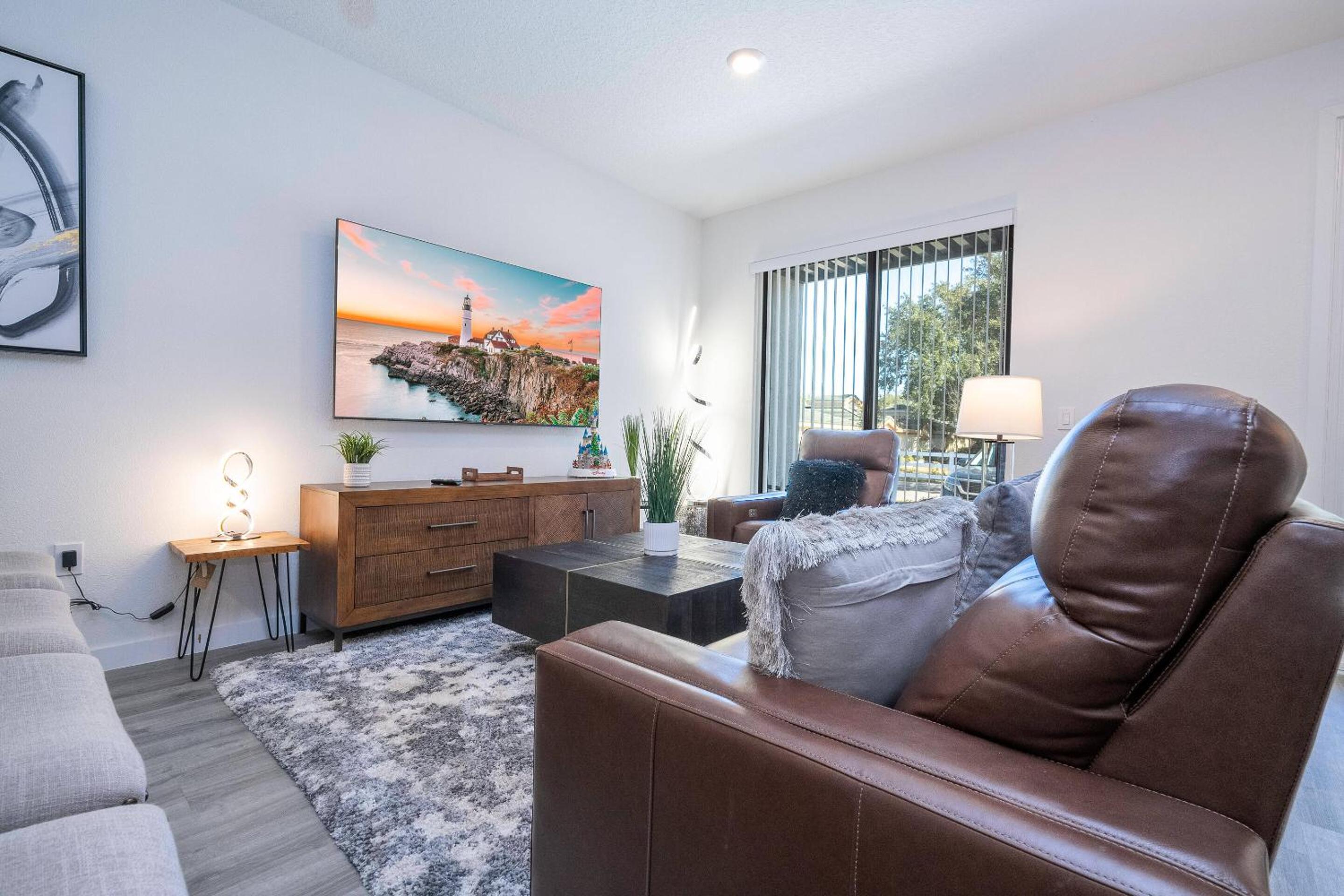Cozy Vacation home only 10 miles from Disney 89 view 3