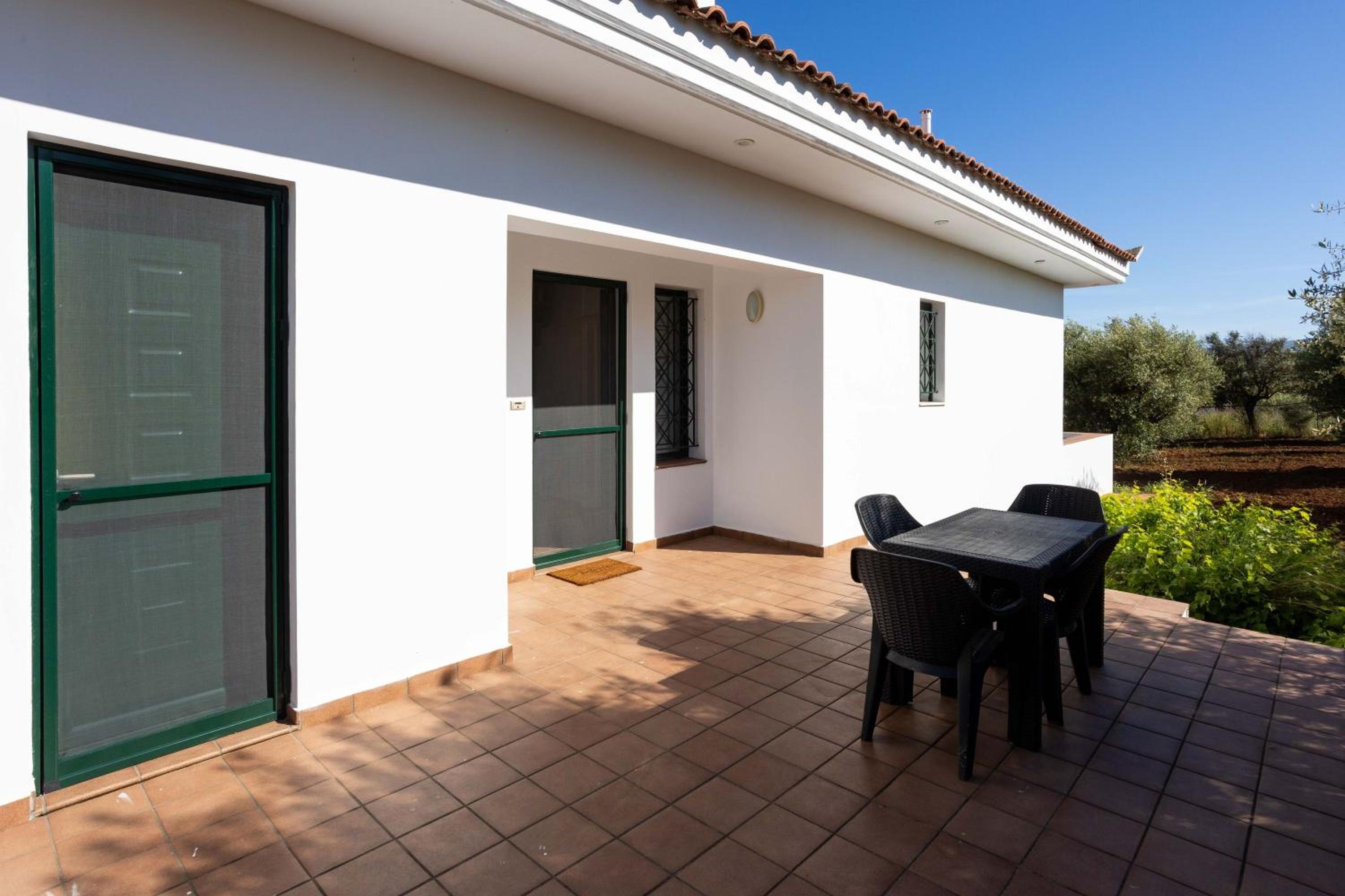Aipeia Country House