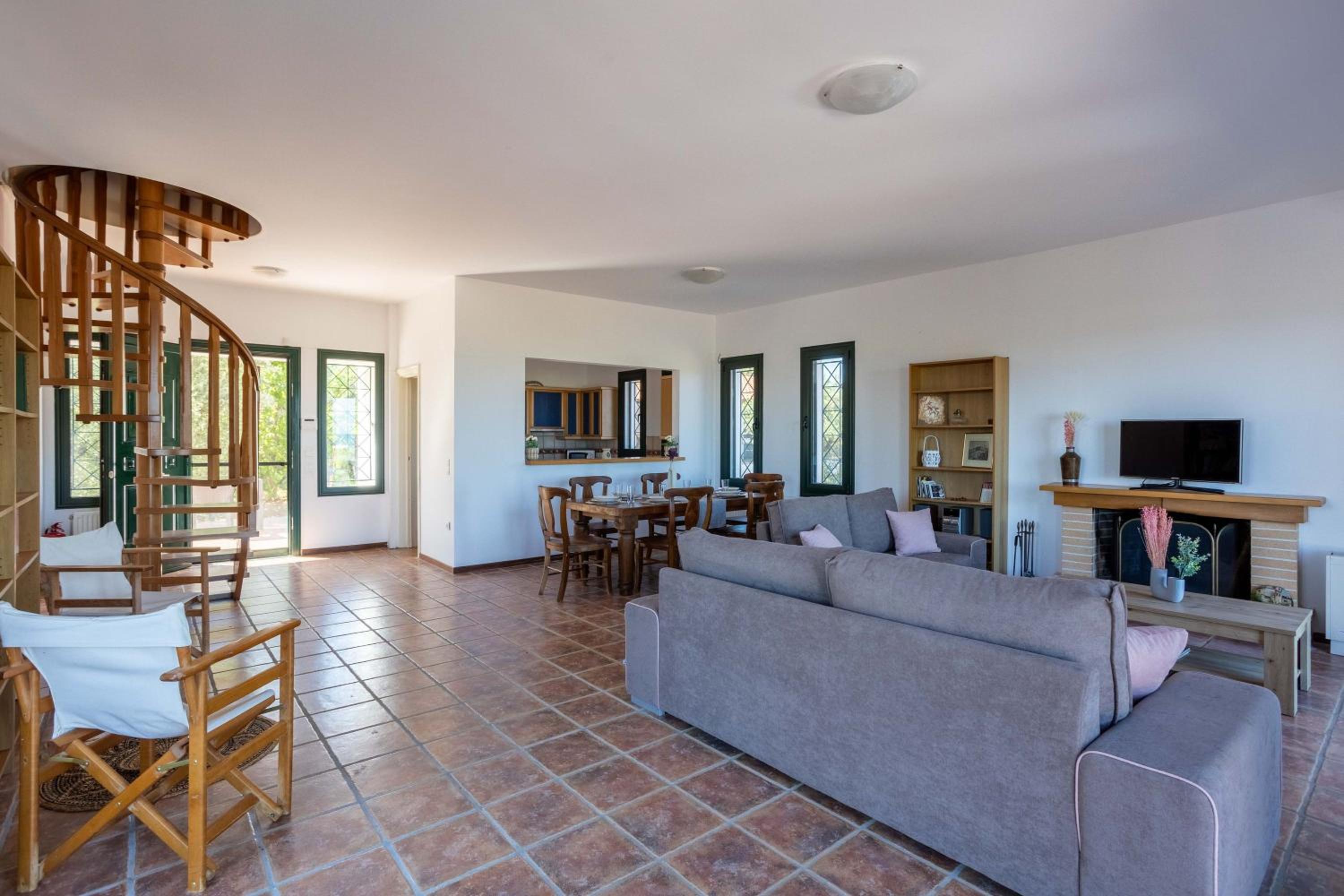 Aipeia Country House