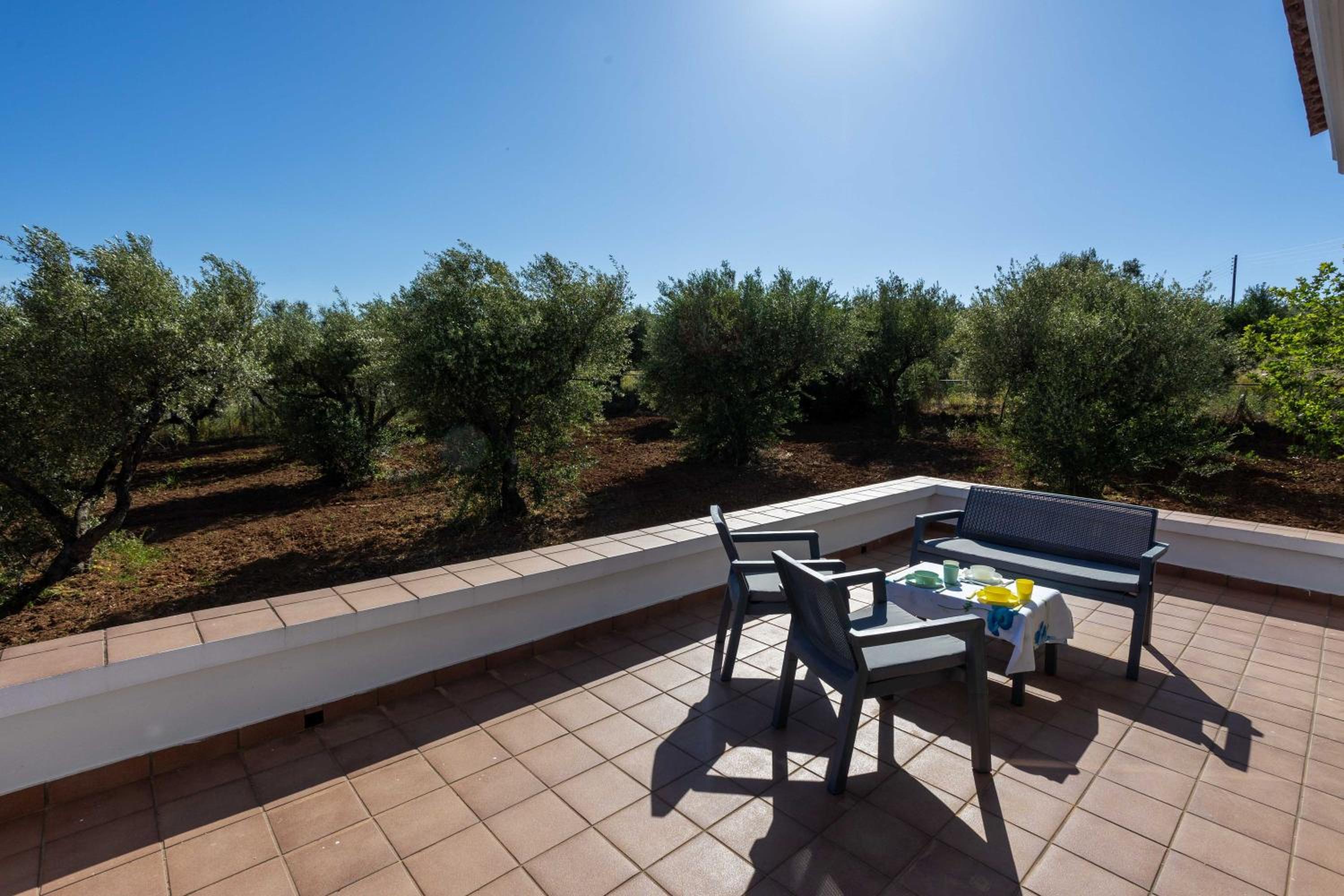 Aipeia Country House