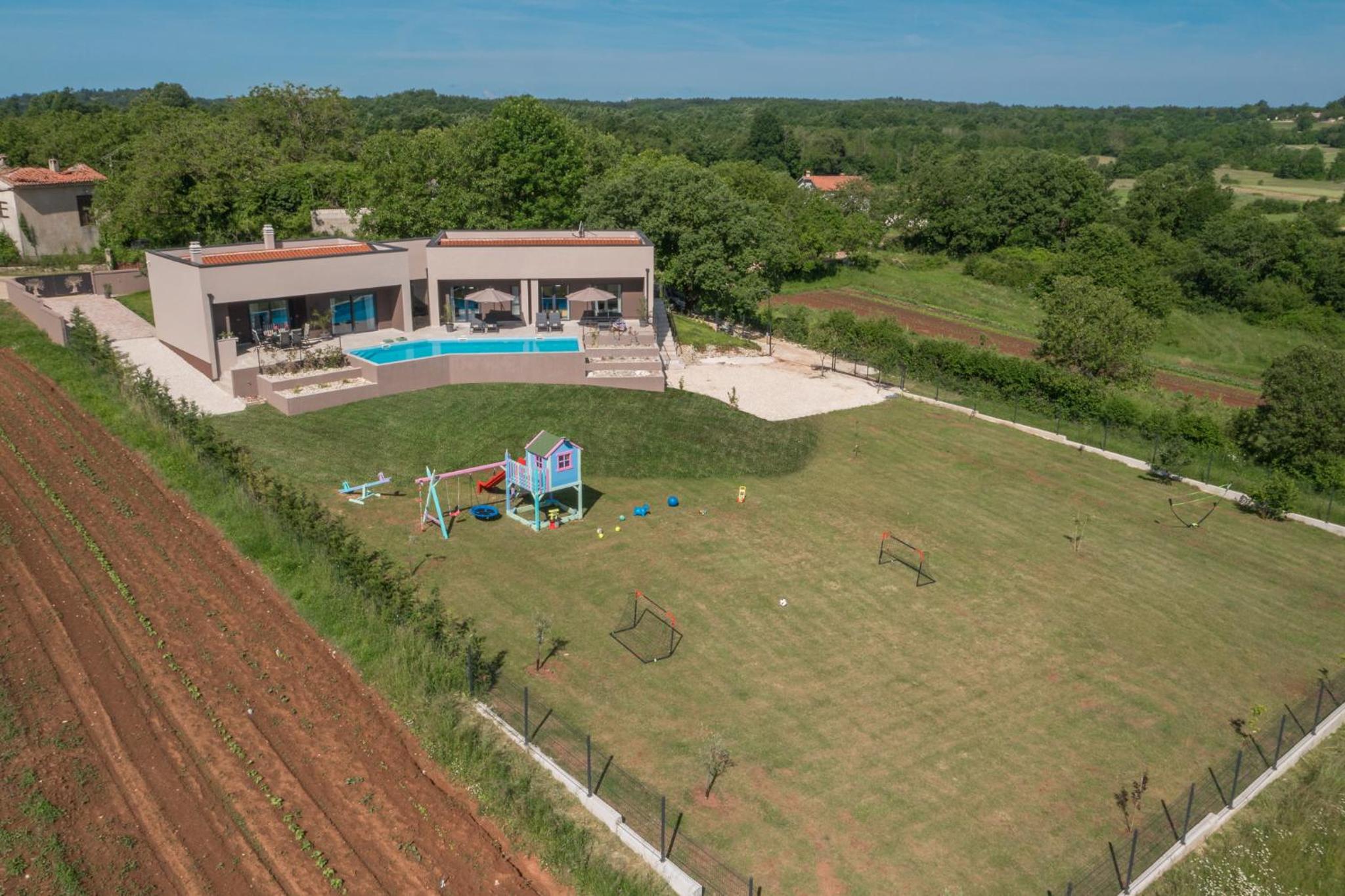Residence Villa Manuela - Batlug