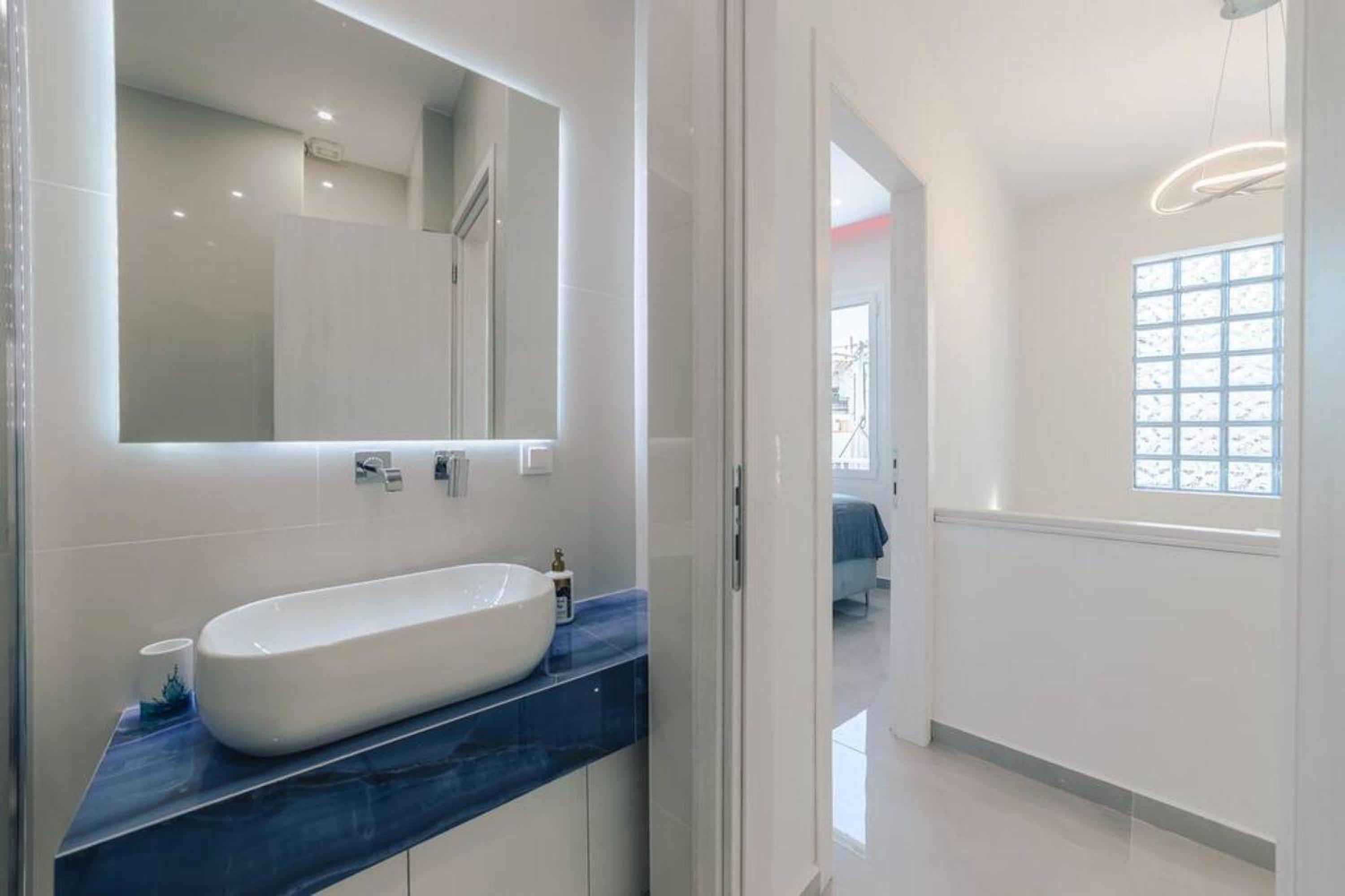 VIP flat Palaio Faliro 2BD